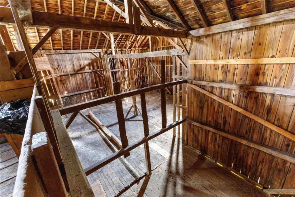 Walton, New York, 13856, United States, 4 Bedrooms Bedrooms, ,4 BathroomsBathrooms,Residential,For Sale,1947097