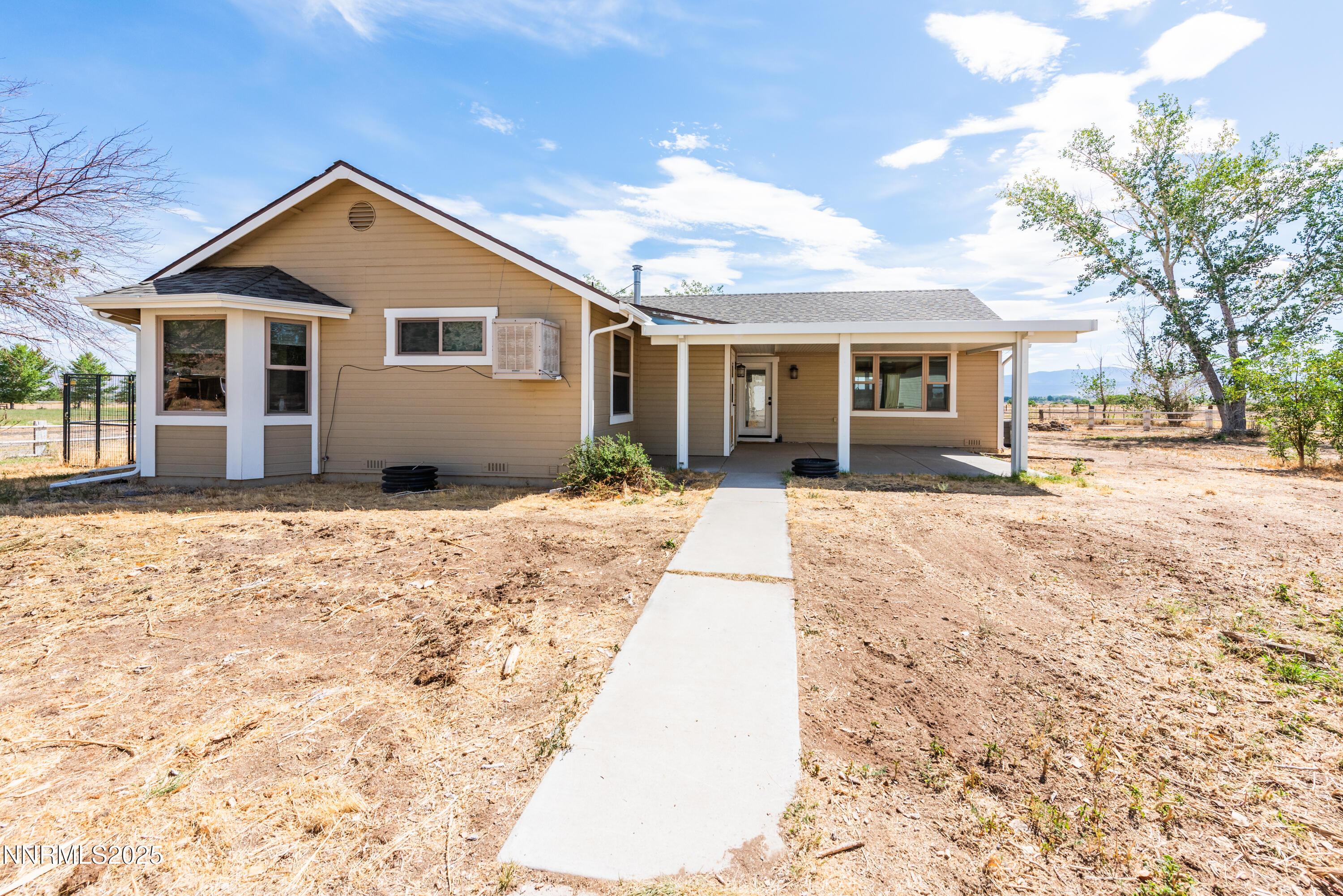 Smith Valley, Nevada, 89444, United States, 3 Bedrooms Bedrooms, ,2 BathroomsBathrooms,Residential,For Sale,2001977