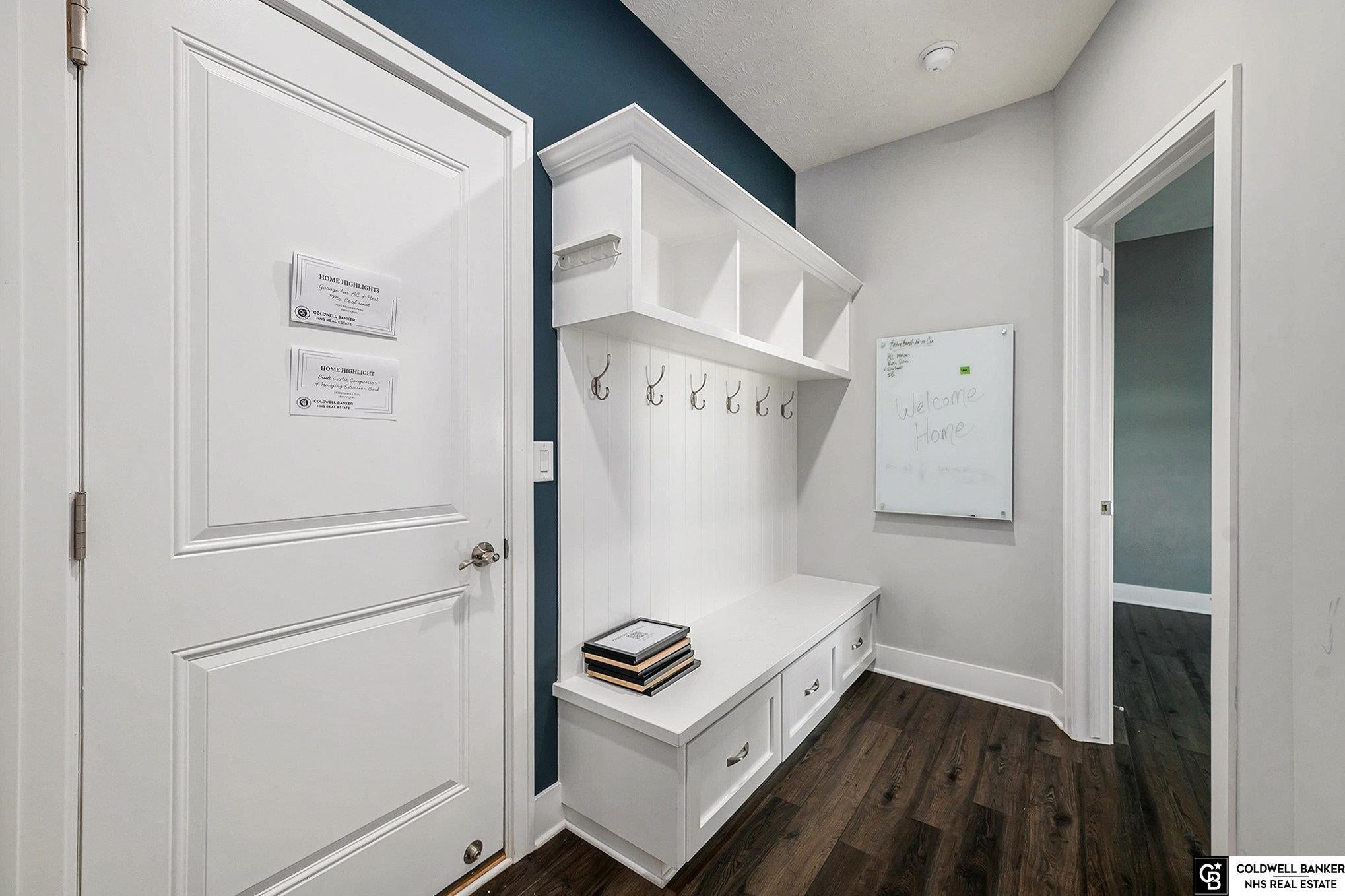 Bennington, Nebraska, 68007, United States, 6 Bedrooms Bedrooms, ,4 BathroomsBathrooms,Residential,For Sale,1969201