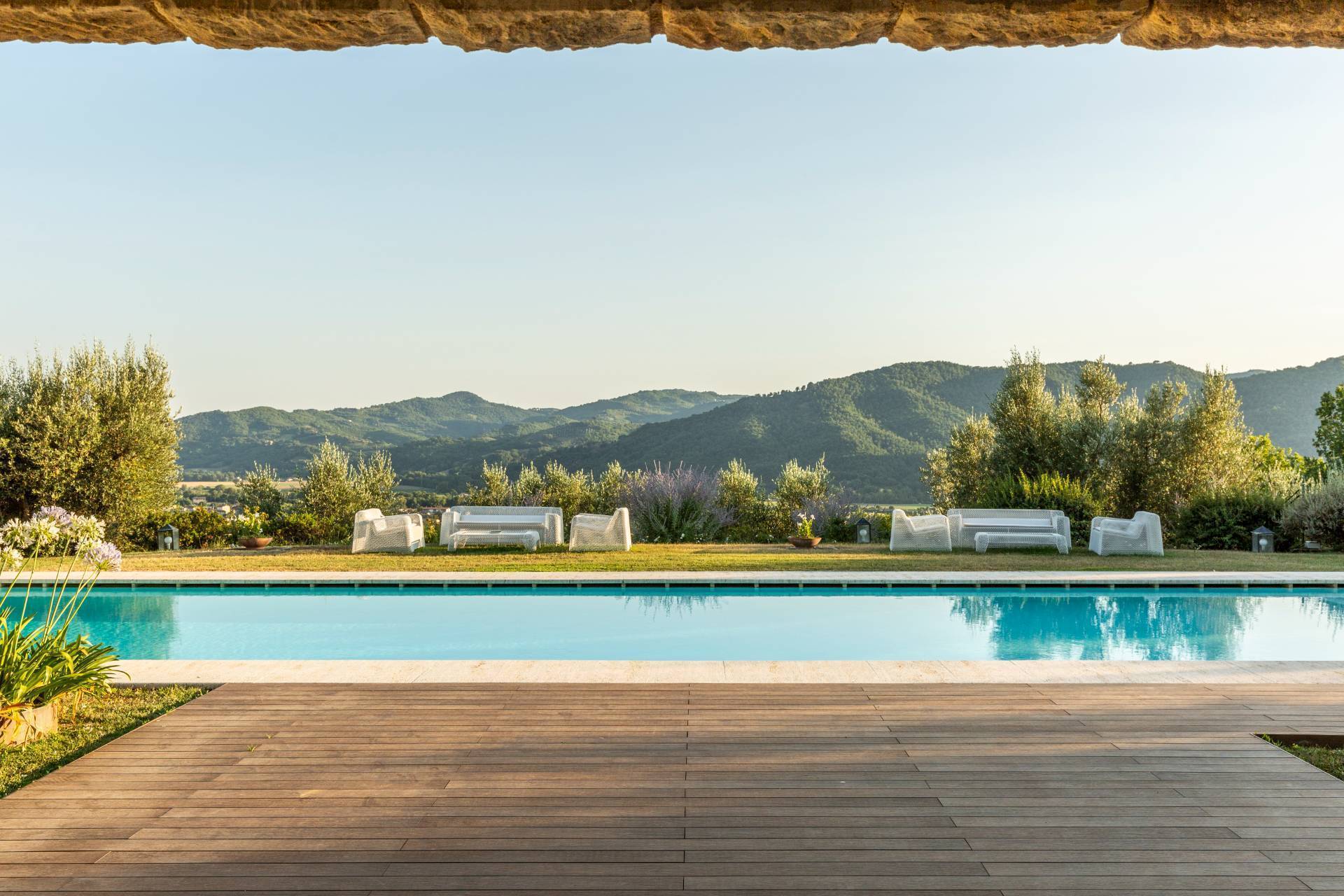 Perugia, Perugia, 06100, IT, 4 Bedrooms Bedrooms, ,5 BathroomsBathrooms,Residential,For Sale,1730390