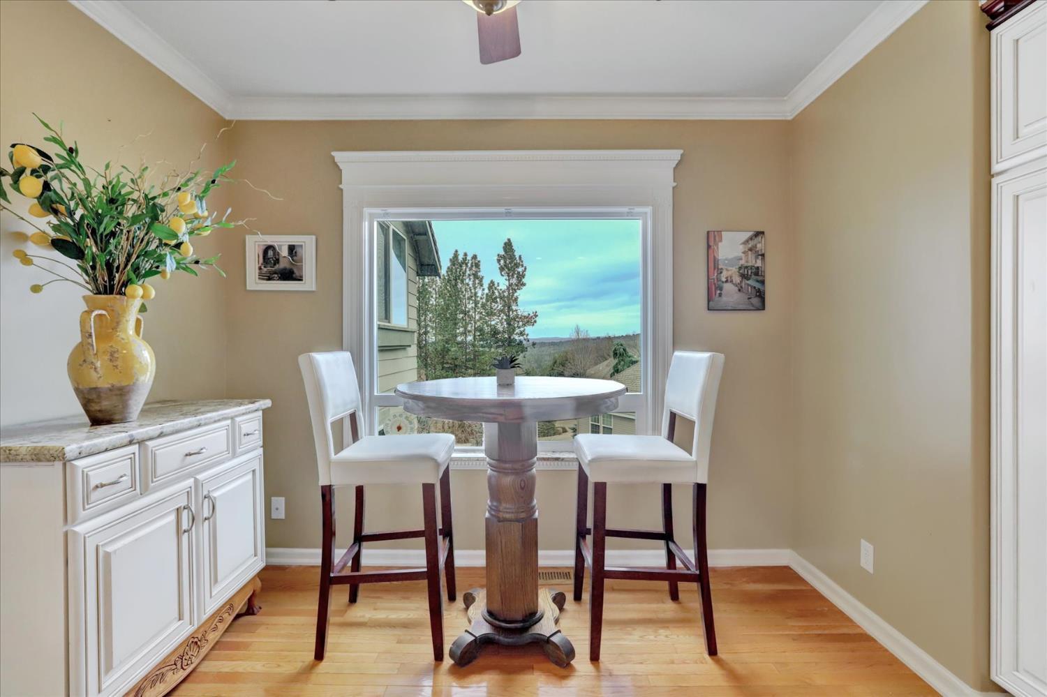 Grass Valley, California, 95945, United States, 3 Bedrooms Bedrooms, ,3 BathroomsBathrooms,Residential,For Sale,2012341