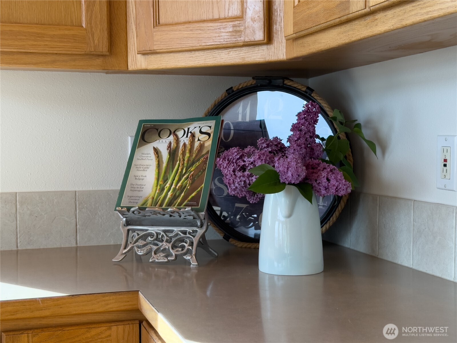 Hat Island, Washington, 98206, United States, 2 Bedrooms Bedrooms, ,2 BathroomsBathrooms,Residential,For Sale,1975923