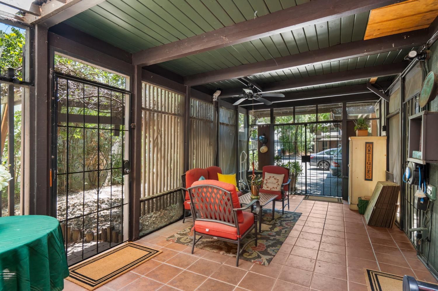 Davis, California, 95616, United States, 4 Bedrooms Bedrooms, ,5 BathroomsBathrooms,Residential,For Sale,1895381