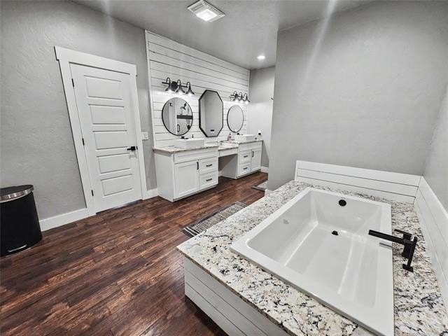 Tahlequah, Oklahoma, 74464, United States, 4 Bedrooms Bedrooms, ,4 BathroomsBathrooms,Residential,For Sale,2040103