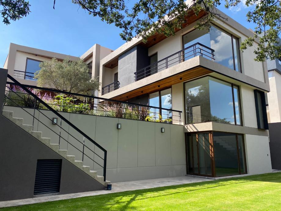 Olmos, Atizapán de Zaragoza, Estado de méxico, 52938, Mexico, 4 Bedrooms Bedrooms, ,5 BathroomsBathrooms,Residential,For Sale,Olmos,1627527