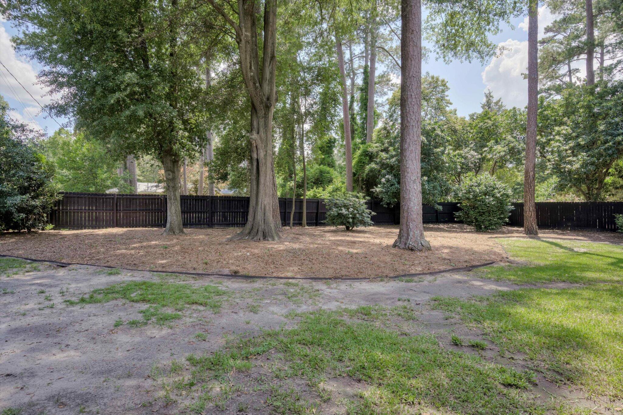 Aiken, South Carolina, 29801, United States, 3 Bedrooms Bedrooms, ,3 BathroomsBathrooms,Residential,For Sale,1849838