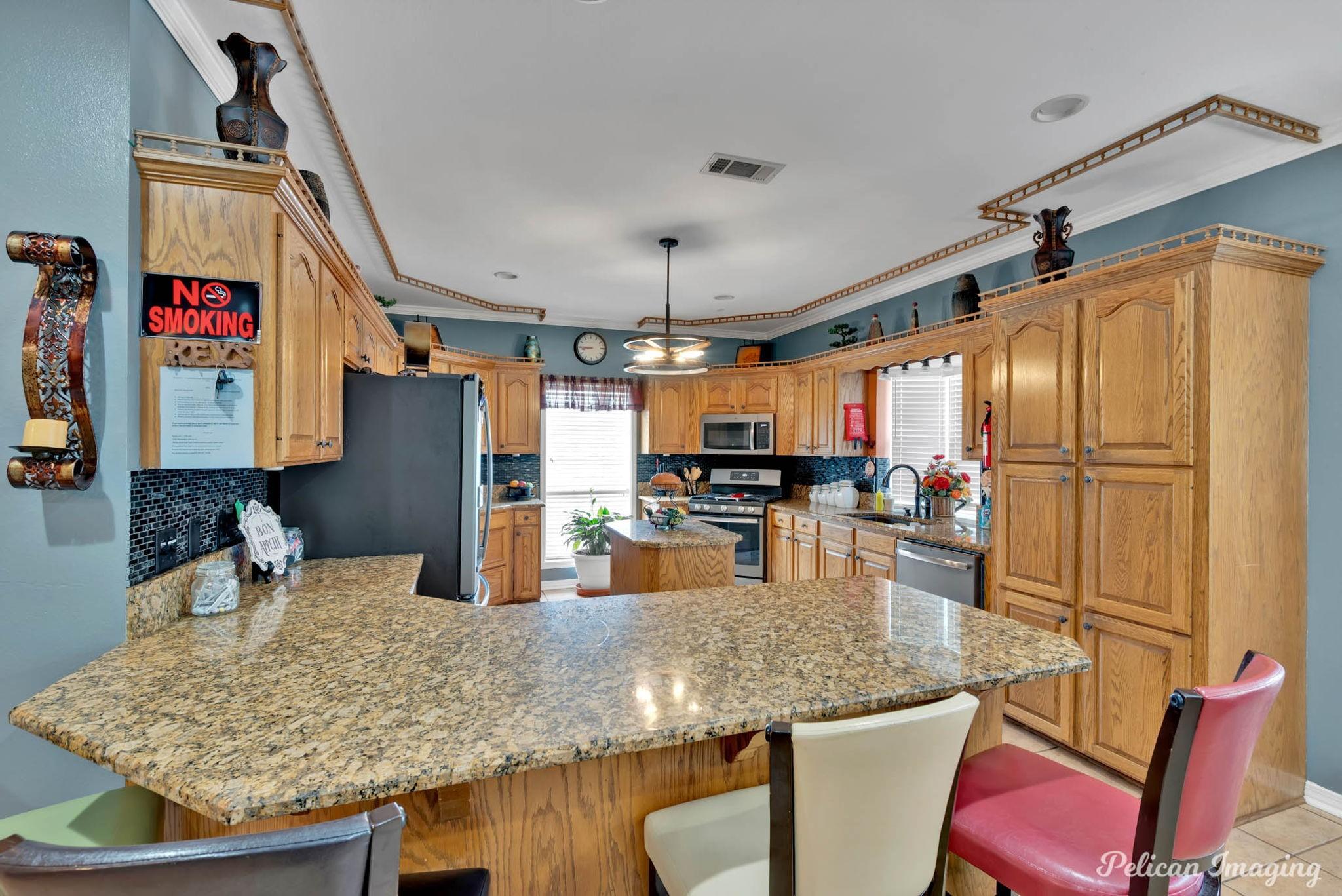 Natchitoches, Louisiana, 71457, United States, 5 Bedrooms Bedrooms, ,3 BathroomsBathrooms,Residential,For Sale,1993825