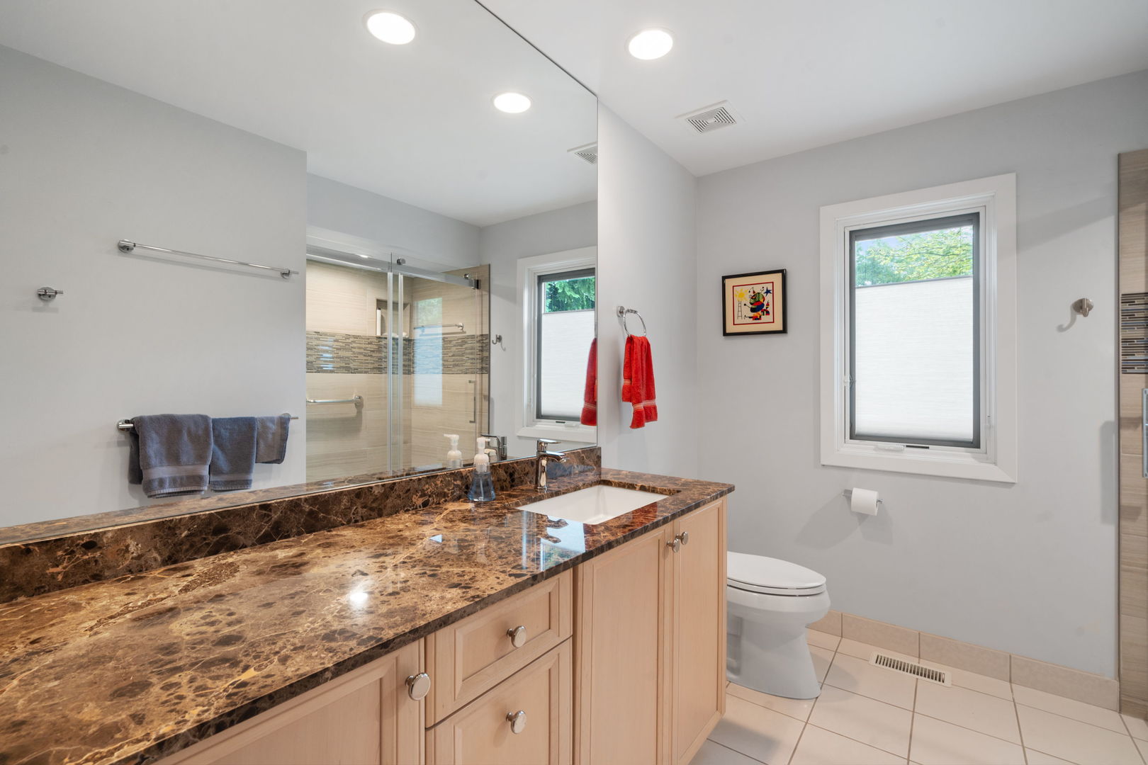 Highland Park, Illinois, 60035, United States, 2 Bedrooms Bedrooms, ,3 BathroomsBathrooms,Residential,For Sale,1903435