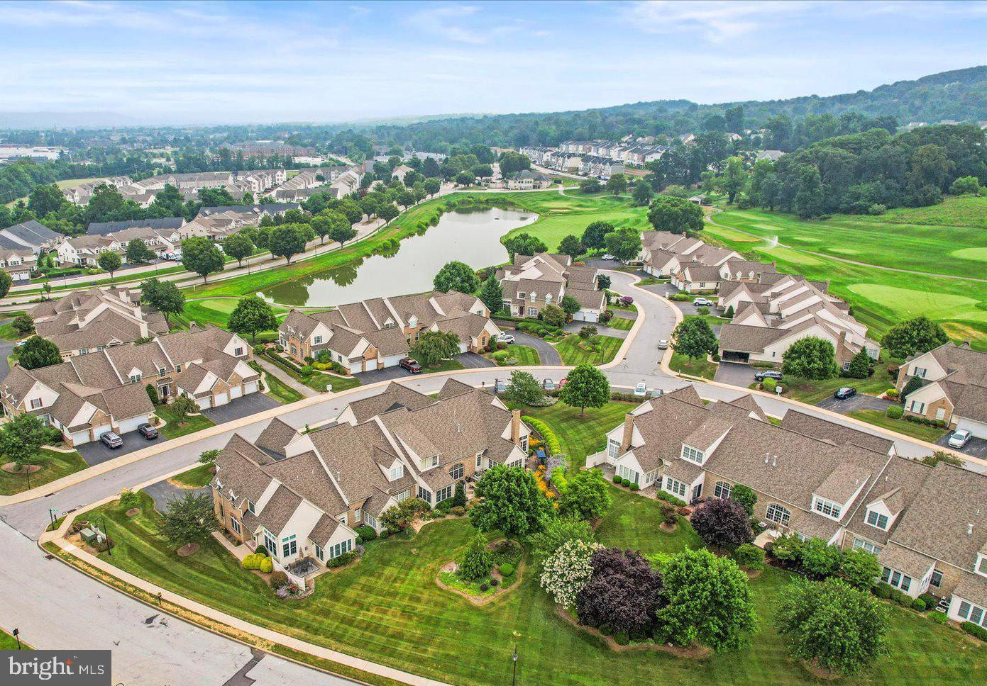 York, Pennsylvania, 17403, United States, 3 Bedrooms Bedrooms, ,3 BathroomsBathrooms,Residential,For Sale,1940325