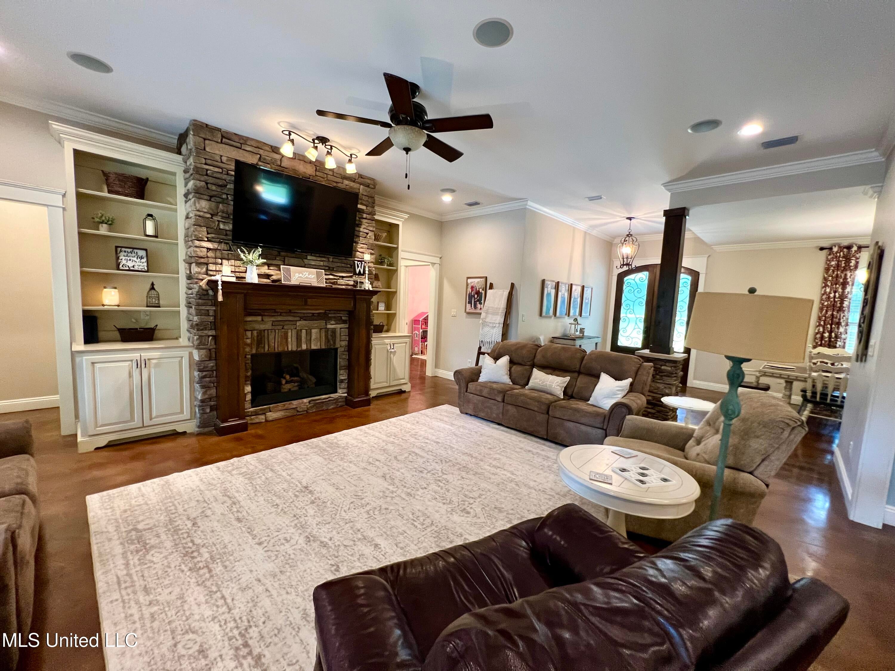 Lucedale, Mississippi, 39452, United States, 4 Bedrooms Bedrooms, ,3 BathroomsBathrooms,Residential,For Sale,1890543
