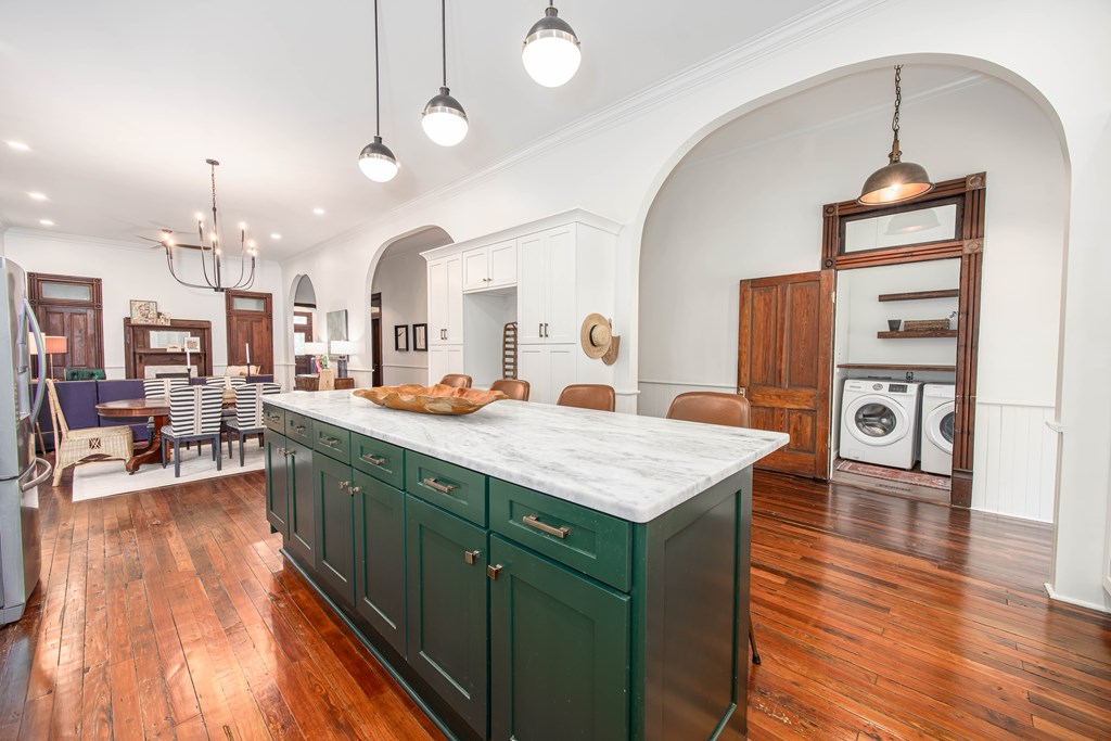 Columbus, Georgia, 31901, United States, 4 Bedrooms Bedrooms, ,3 BathroomsBathrooms,Residential,For Sale,1876126