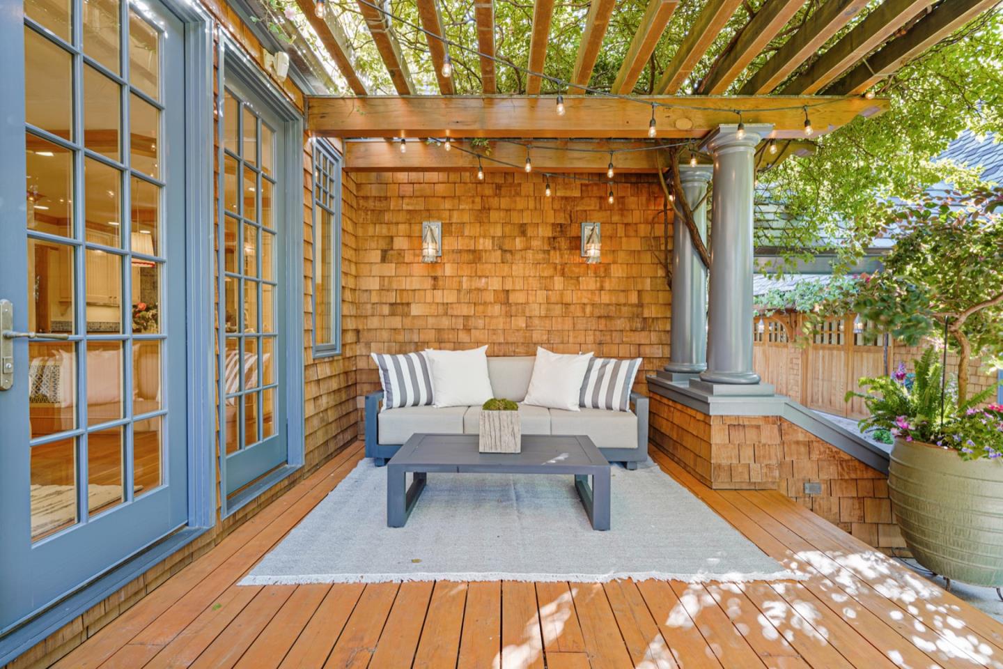 535 Kingsley Ave, Palo Alto, California, 94301, United States, 5 Bedrooms Bedrooms, ,4 BathroomsBathrooms,Residential,For Sale,535 Kingsley Ave,1664262