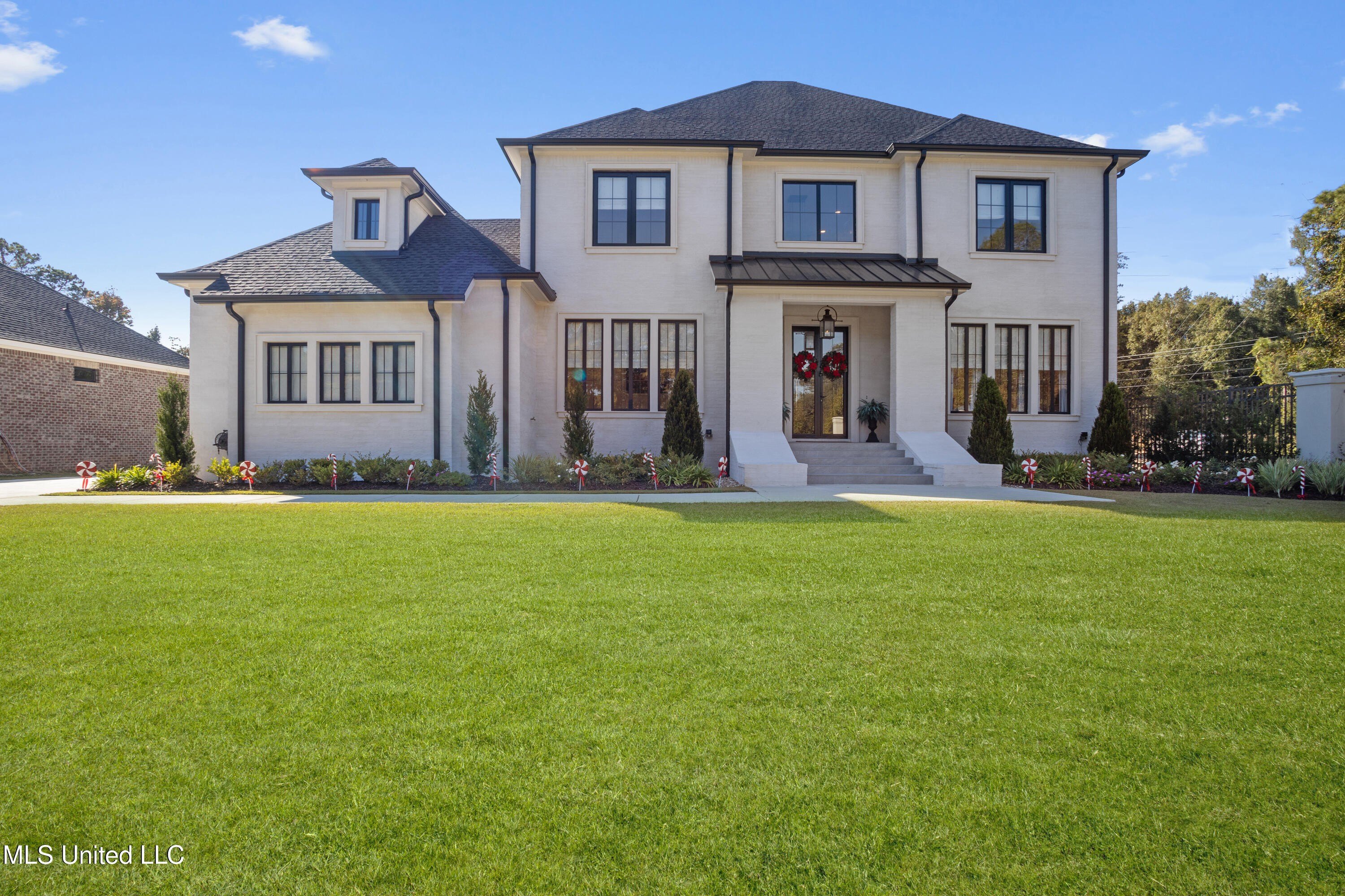 Biloxi, Mississippi, 39532, United States, 4 Bedrooms Bedrooms, ,4 BathroomsBathrooms,Residential,For Sale,1990750