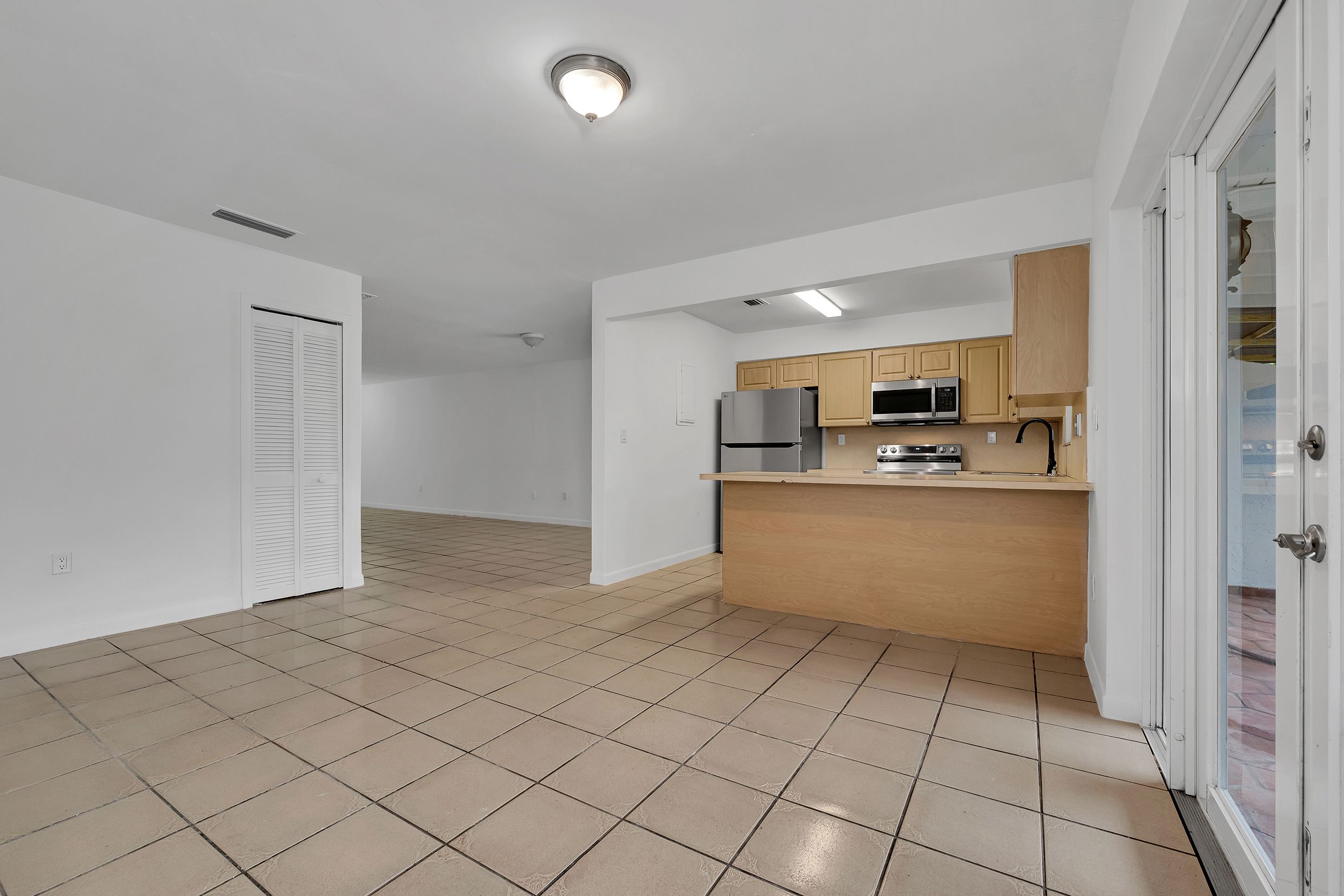  23 NW 109th Ave, Miami, FL, 33172 - 物件實景
