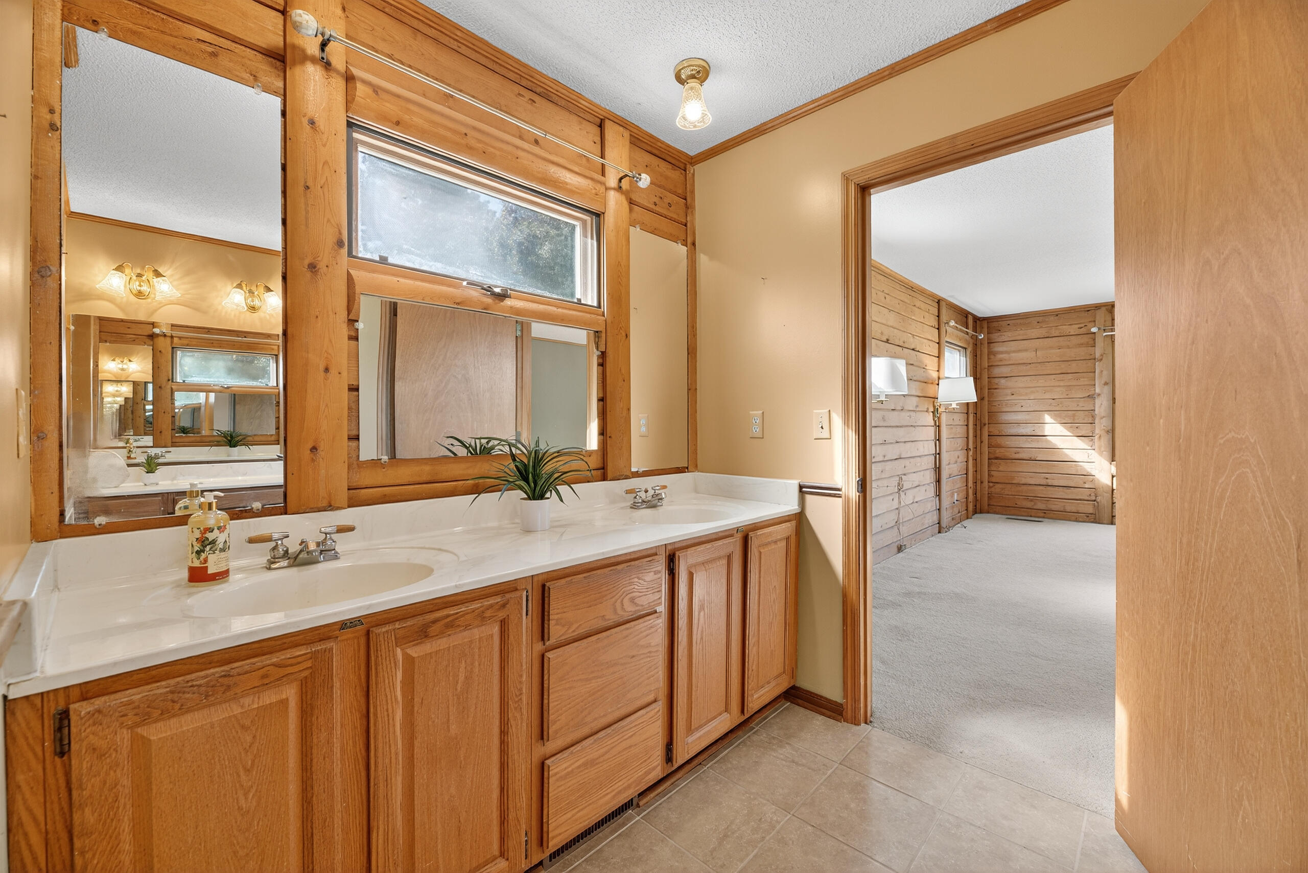 Eutawville, South Carolina, 29048, United States, 4 Bedrooms Bedrooms, ,3 BathroomsBathrooms,Residential,For Sale,1990738