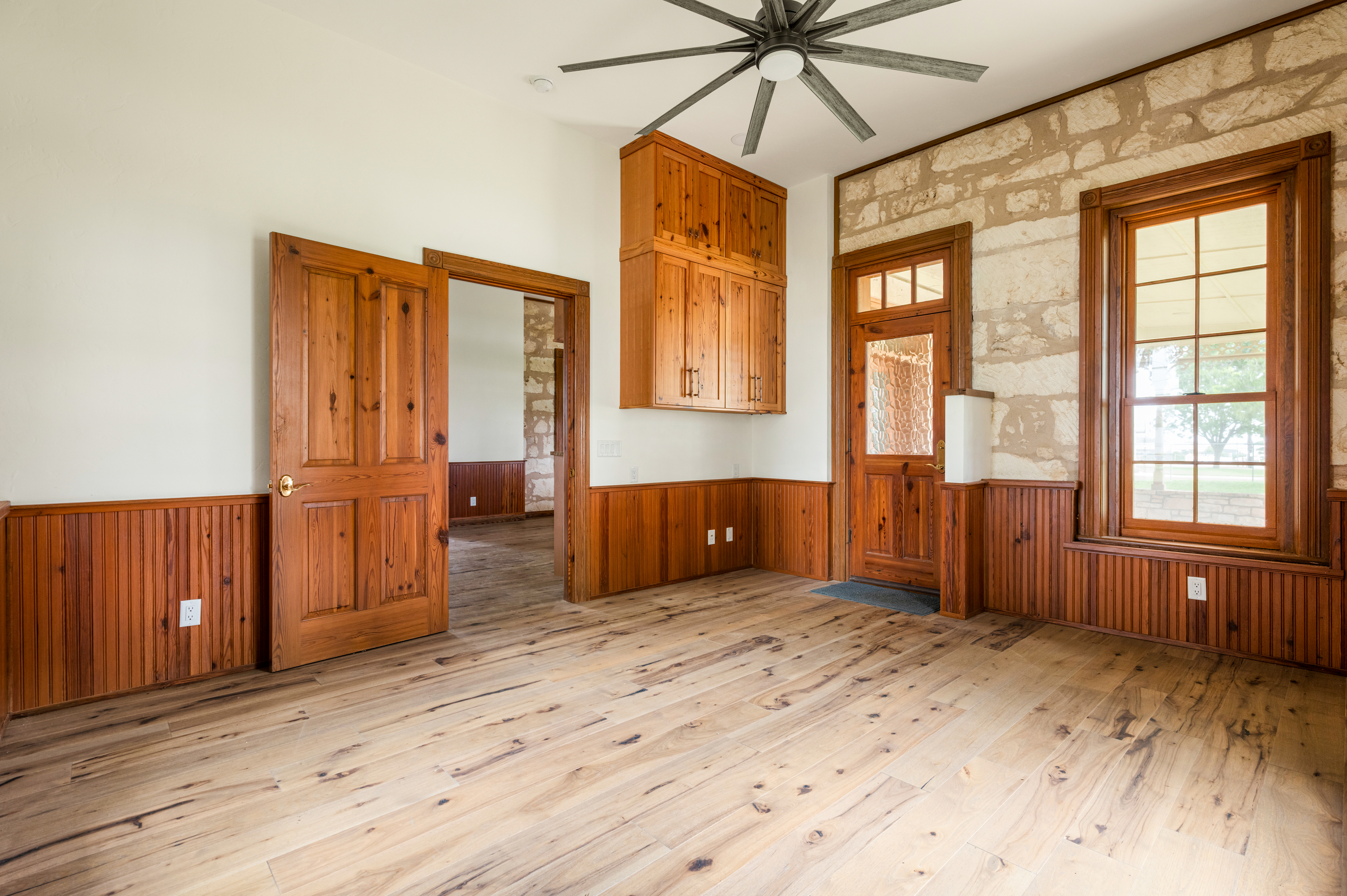  1461 South US Highway 87, Fredericksburg, TX 78624 - 物件實景