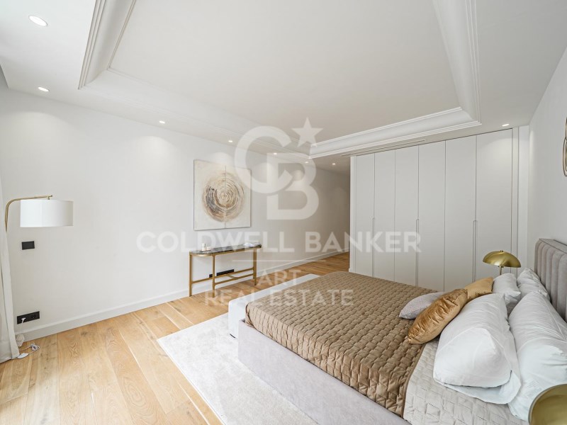 Marbella, Andalusia, ES, 6 Bedrooms Bedrooms, ,6 BathroomsBathrooms,Residential,For Sale,1898329