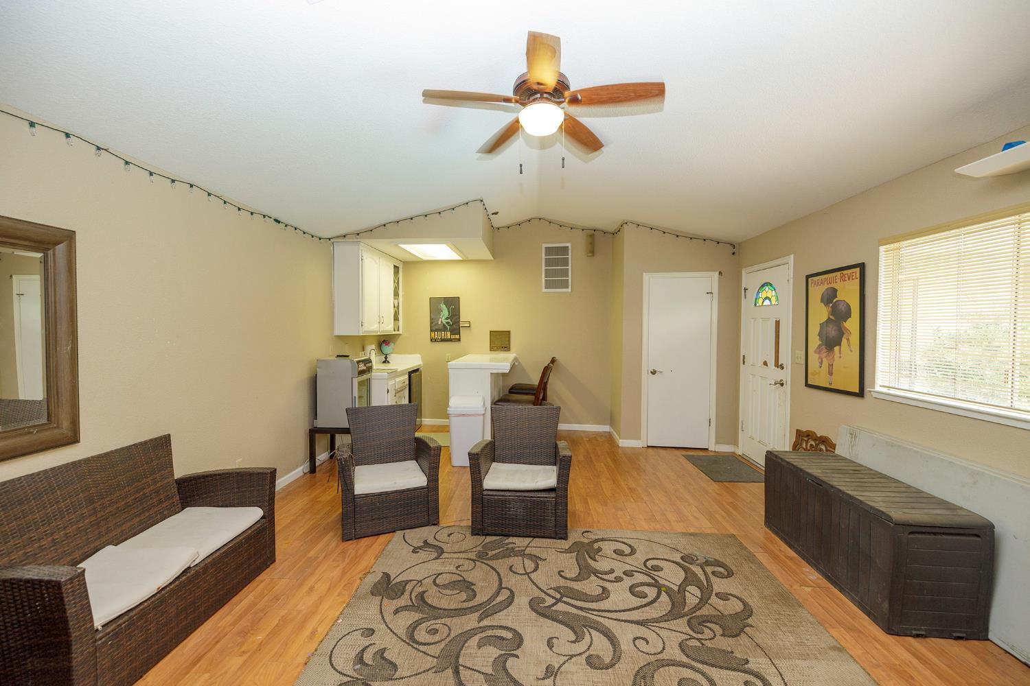 Turlock, California, 95382, United States, 4 Bedrooms Bedrooms, ,3 BathroomsBathrooms,Residential,For Sale,2049406
