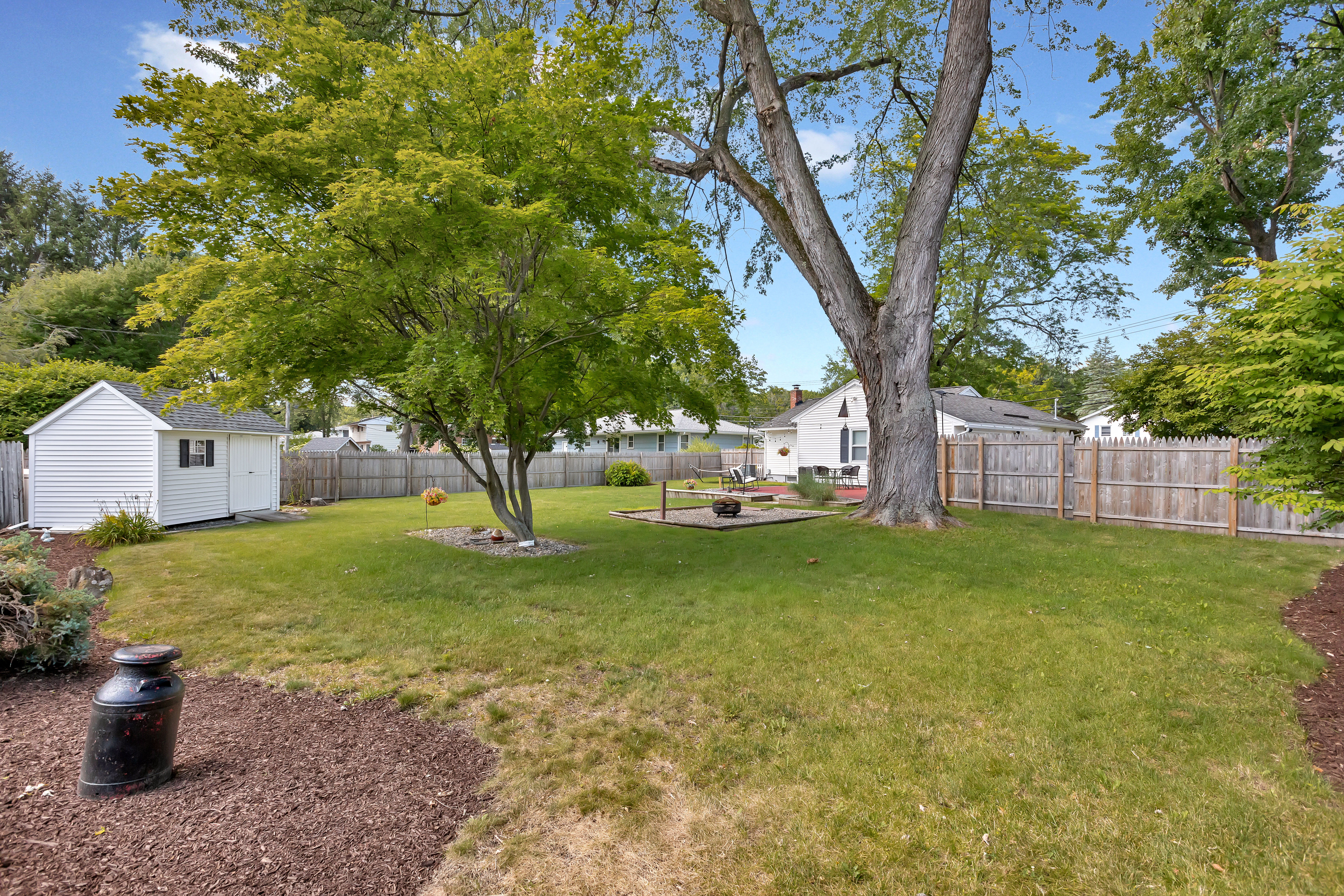  136 Kenwood Avenue, Bethlehem, NY, 12054 - 物件實景