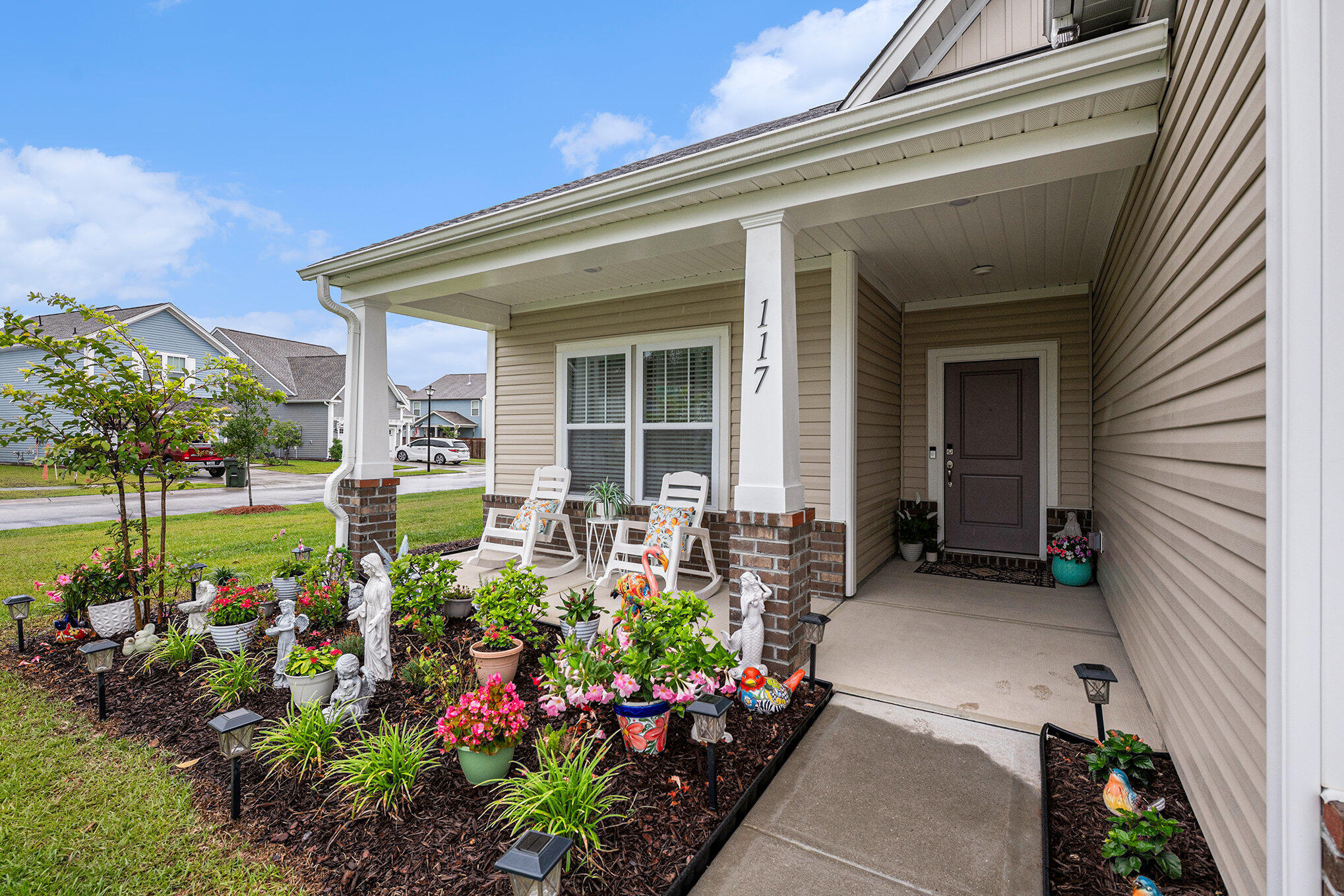 Summerville, South Carolina, 29486, United States, 4 Bedrooms Bedrooms, ,3 BathroomsBathrooms,Residential,For Sale,1882681