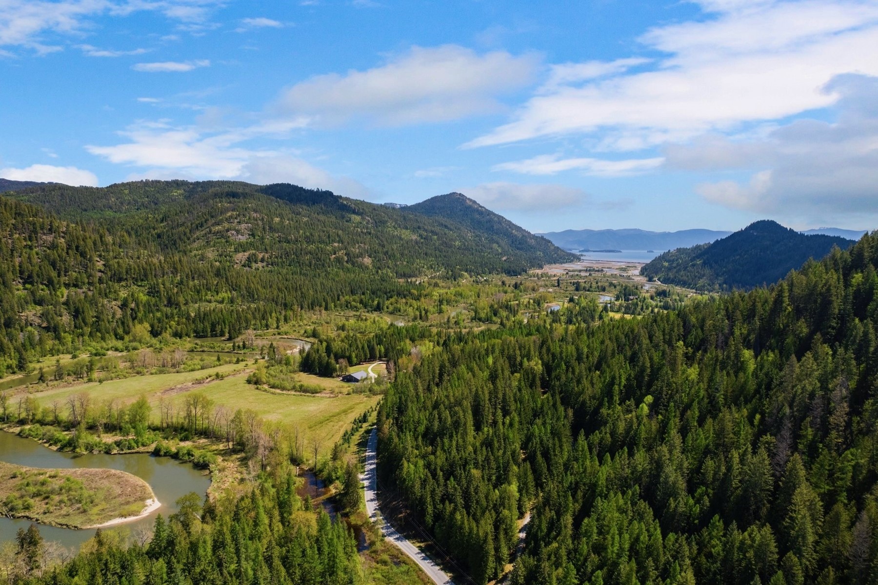 NNA Lower Pack River Rd - 物件實景