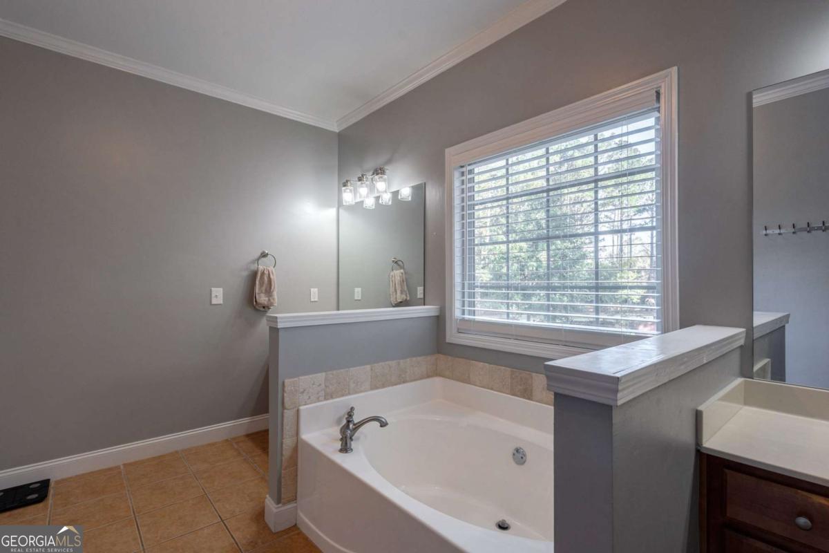 Monroe, Georgia, 30656, United States, 4 Bedrooms Bedrooms, ,3 BathroomsBathrooms,Residential,For Sale,1969541