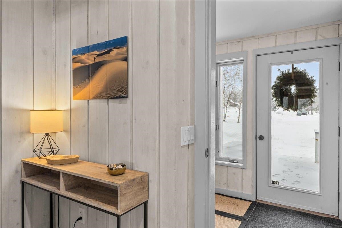 Stowe, Vermont, 05672, United States, 2 Bedrooms Bedrooms, ,2 BathroomsBathrooms,Residential,For Sale,1686552