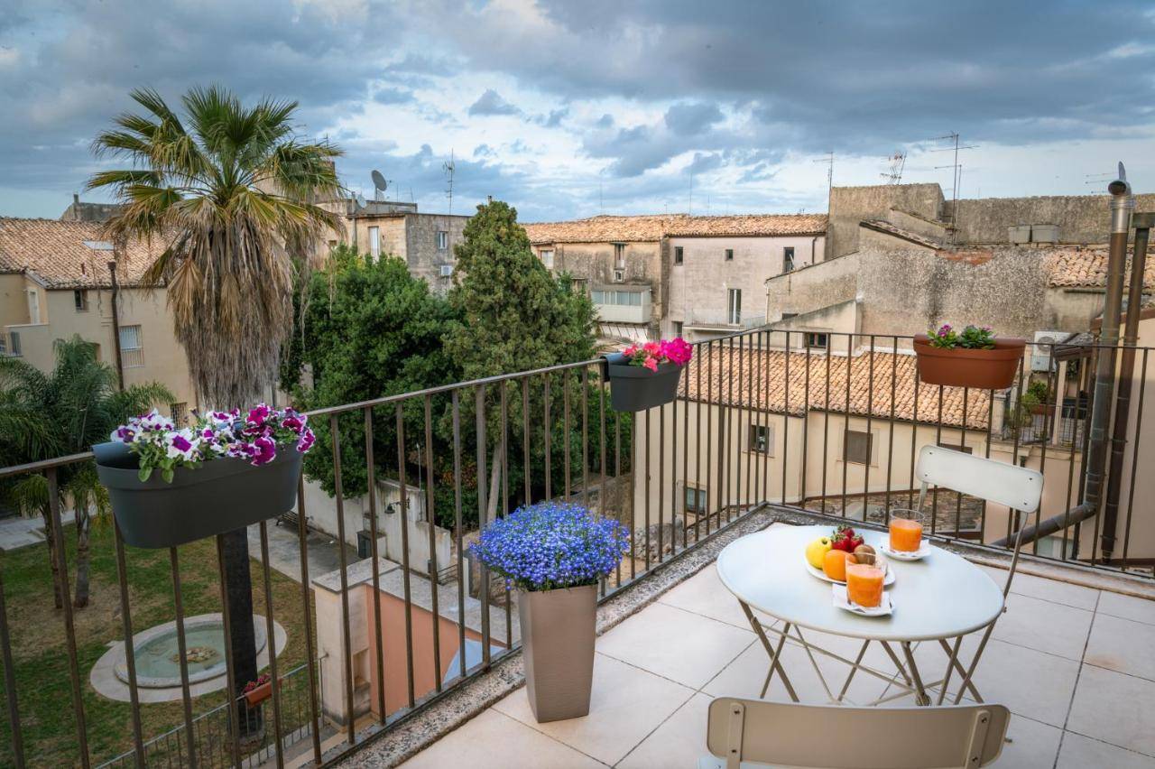 Ragusa, Ragusa, 97100, IT, 11 Bedrooms Bedrooms, ,11 BathroomsBathrooms,Residential,For Sale,1687176