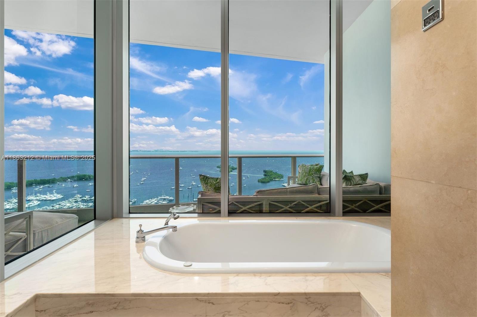 Miami, Florida, 33133, United States, 3 Bedrooms Bedrooms, ,4 BathroomsBathrooms,Residential,For Sale,1933299