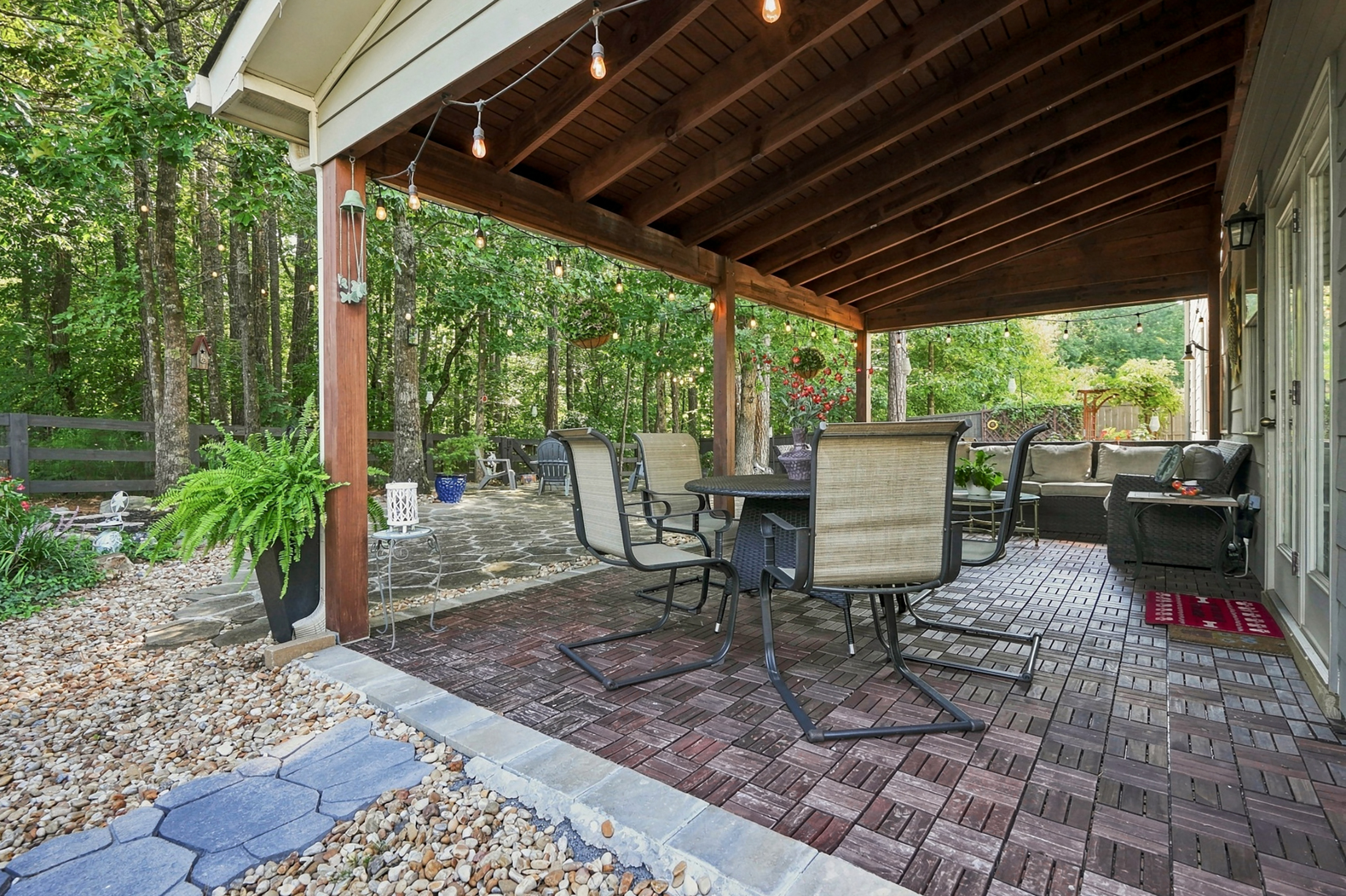  Exceptional Home in the Heart of Downtown Woodstock - 物件實景