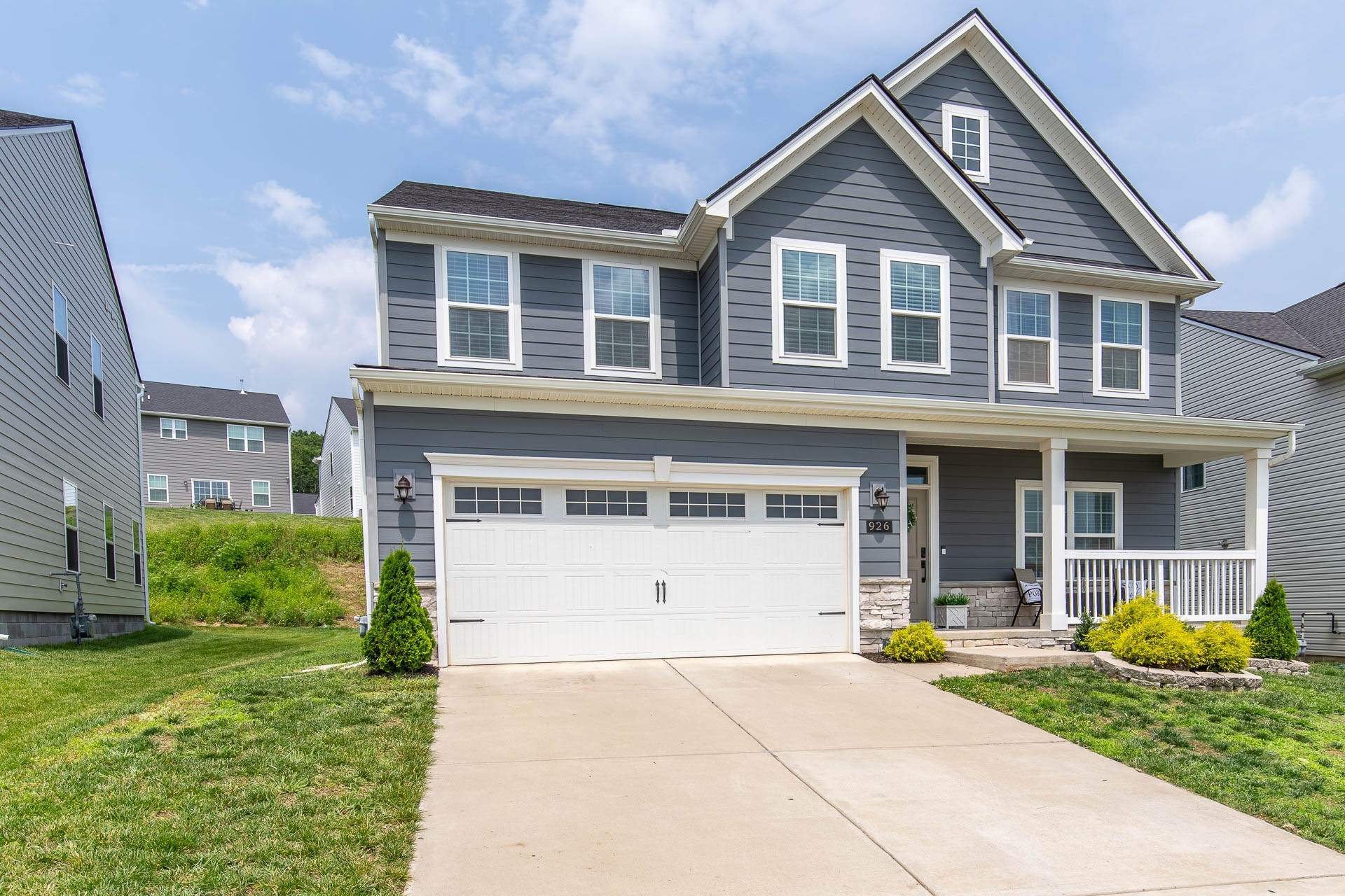 Smyrna, Tennessee, 37167, United States, 5 Bedrooms Bedrooms, ,4 BathroomsBathrooms,Residential,For Sale,1848670
