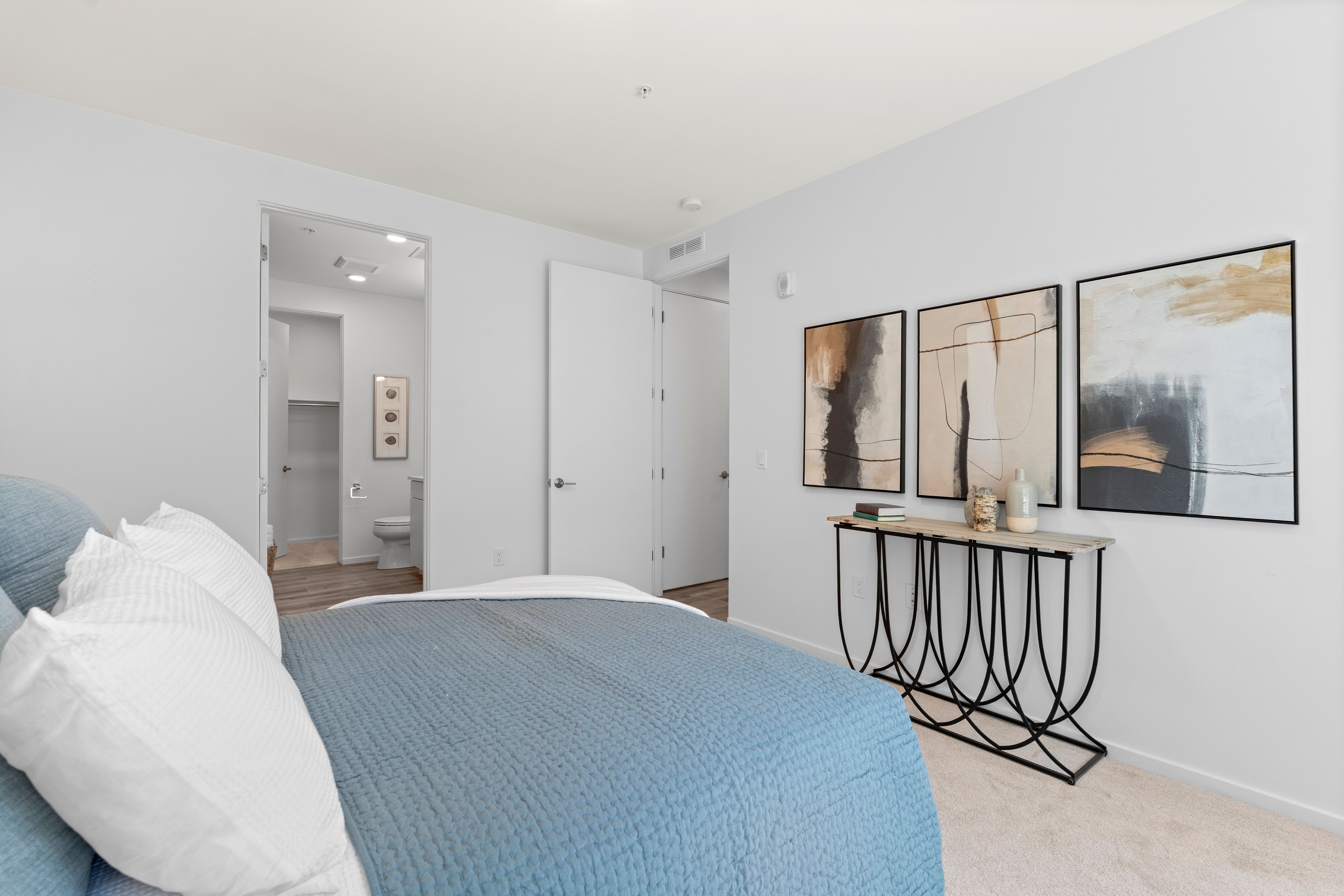  Experience Elevated Mountain Living in This Premier Evergreen Condo - 物件實景