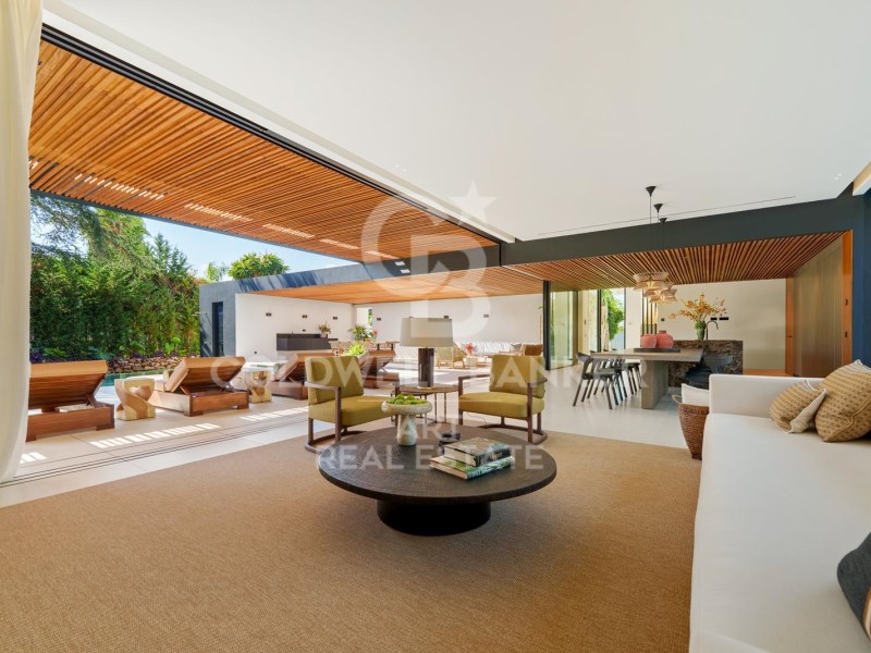 Marbella, Andalusia, ES, 6 Bedrooms Bedrooms, ,7 BathroomsBathrooms,Residential,For Sale,1949933