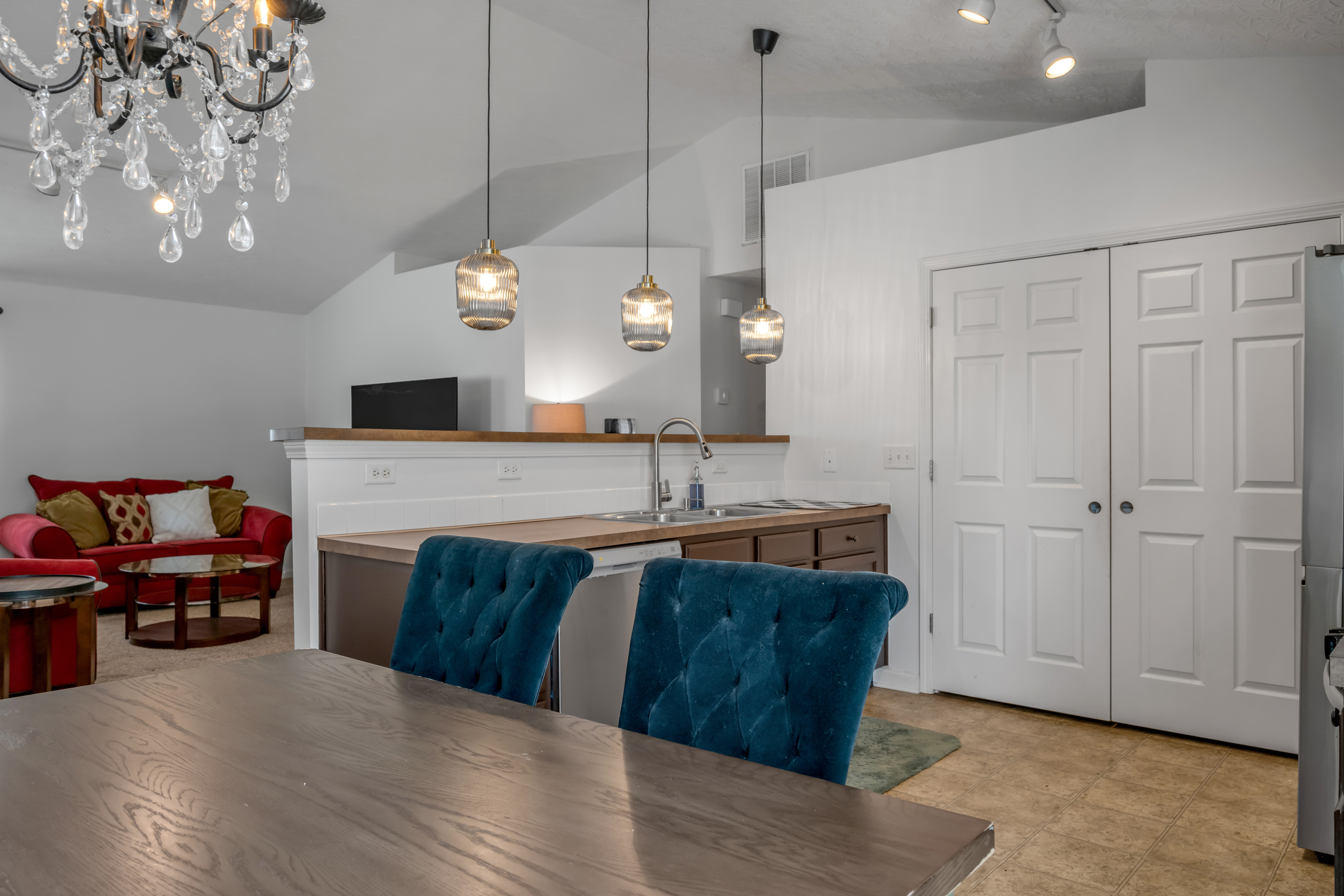  944 Winding Oak Trail - 物件實景