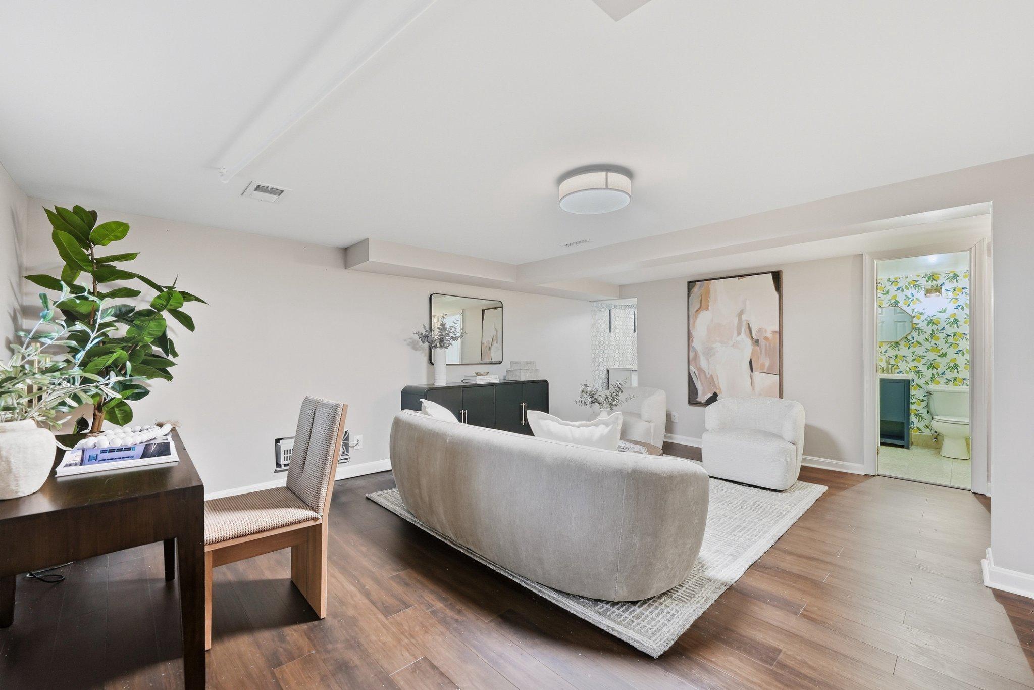  230 Aspen Street, Alexandria, VA, 22305 - 物件實景