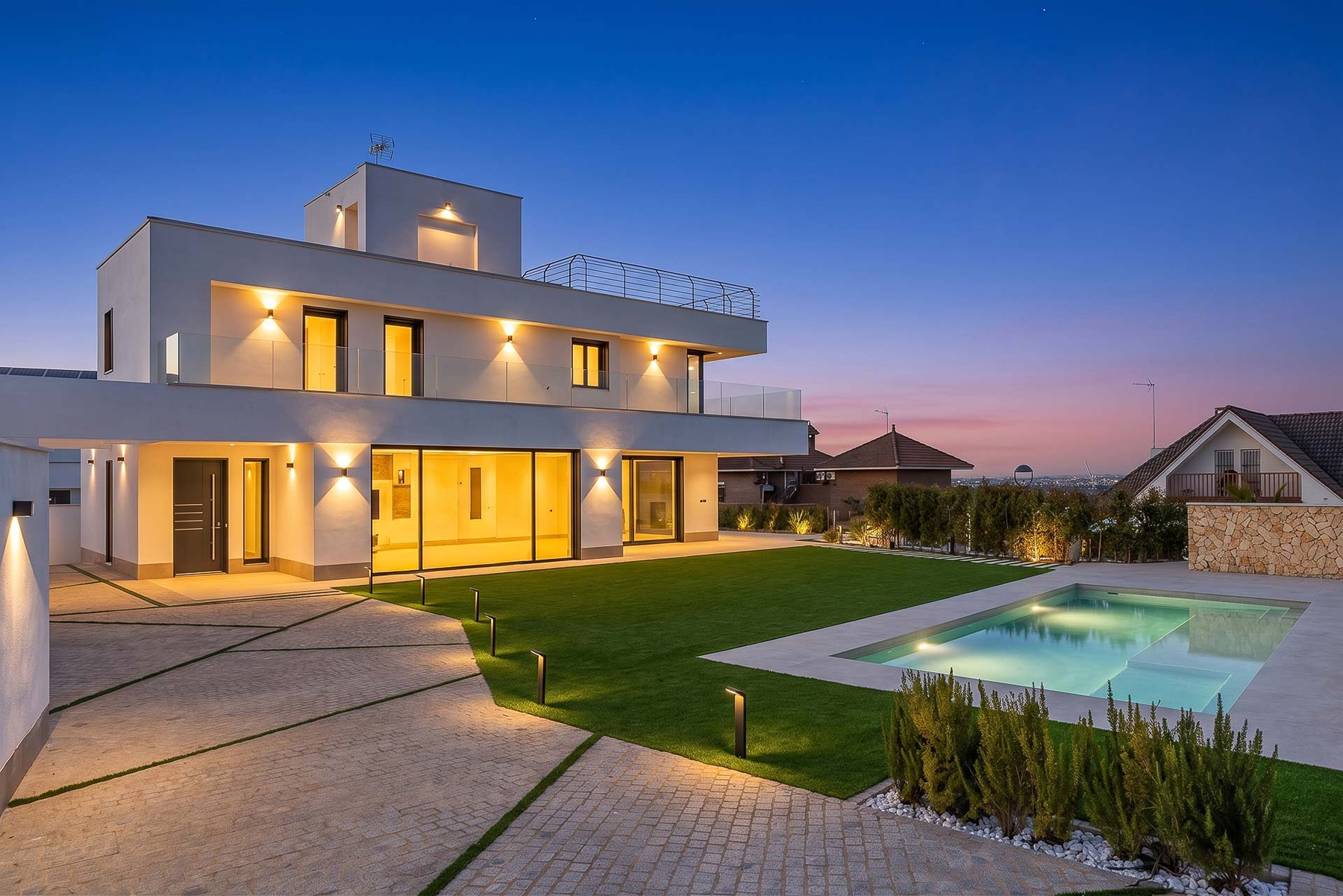  Newly built house with garden, pool, and open views over Seville - 物件實景