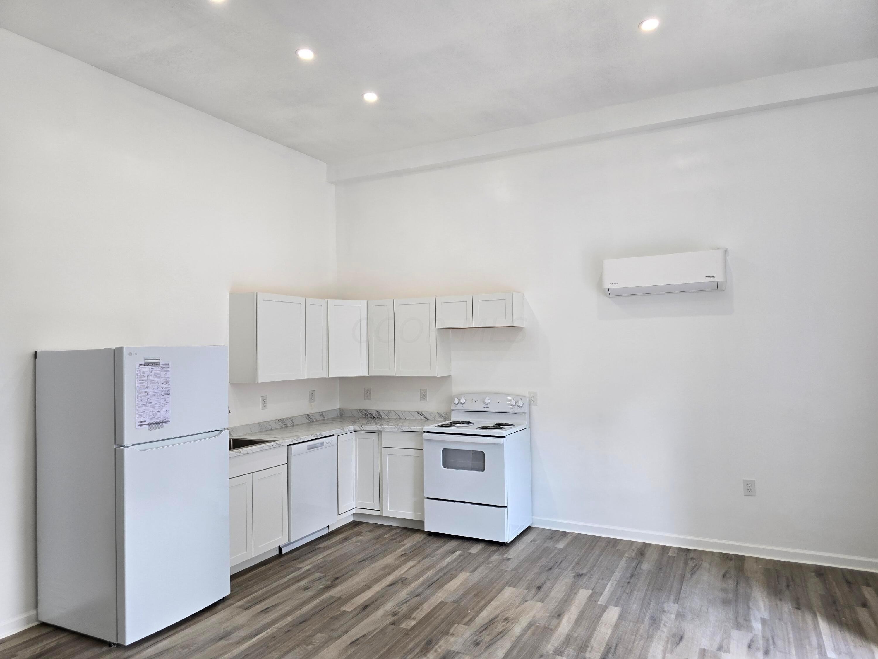 Newark, Ohio, 43055, United States, ,Residential,For Sale,1976032