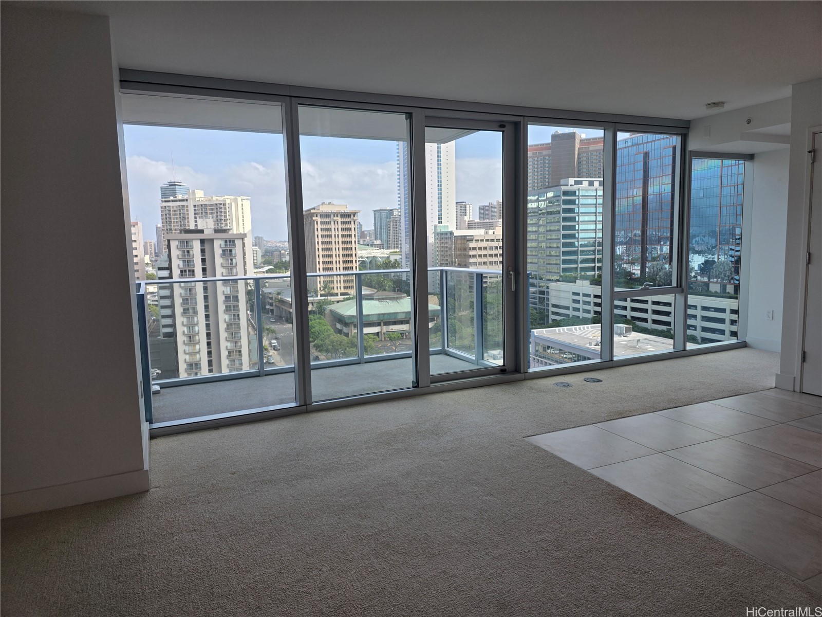 Honolulu, Hawaii, 96814, United States, 2 Bedrooms Bedrooms, ,2 BathroomsBathrooms,Residential,For Sale,1987813