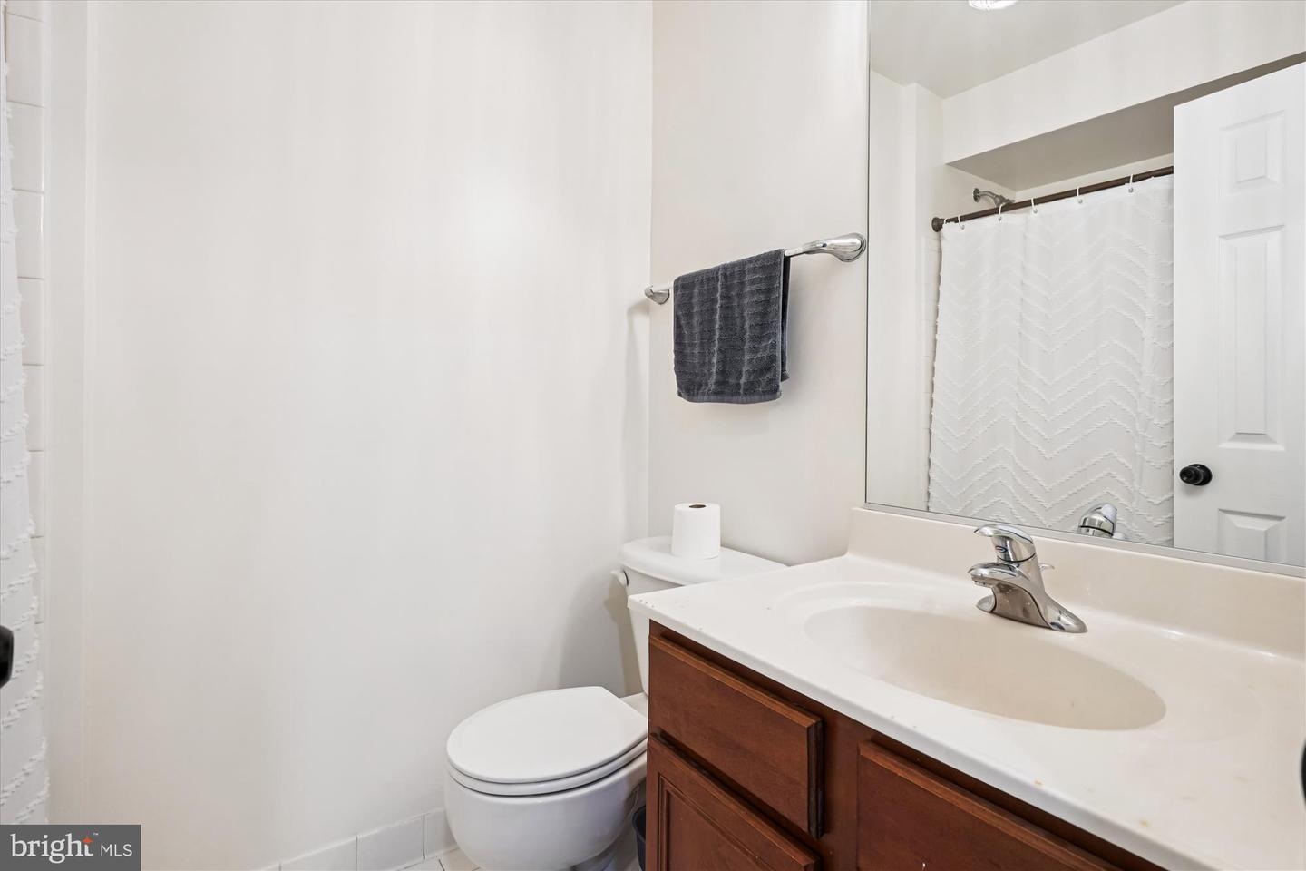 Woodbridge, Virginia, 22191, United States, 3 Bedrooms Bedrooms, ,4 BathroomsBathrooms,Residential,For Sale,1989023