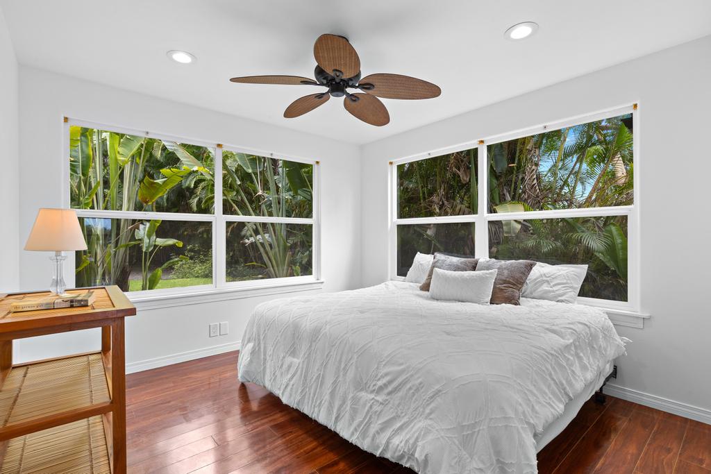 Kailua-Kona, Hawaii, 96740, United States, 4 Bedrooms Bedrooms, ,4 BathroomsBathrooms,Residential,For Sale,1836810