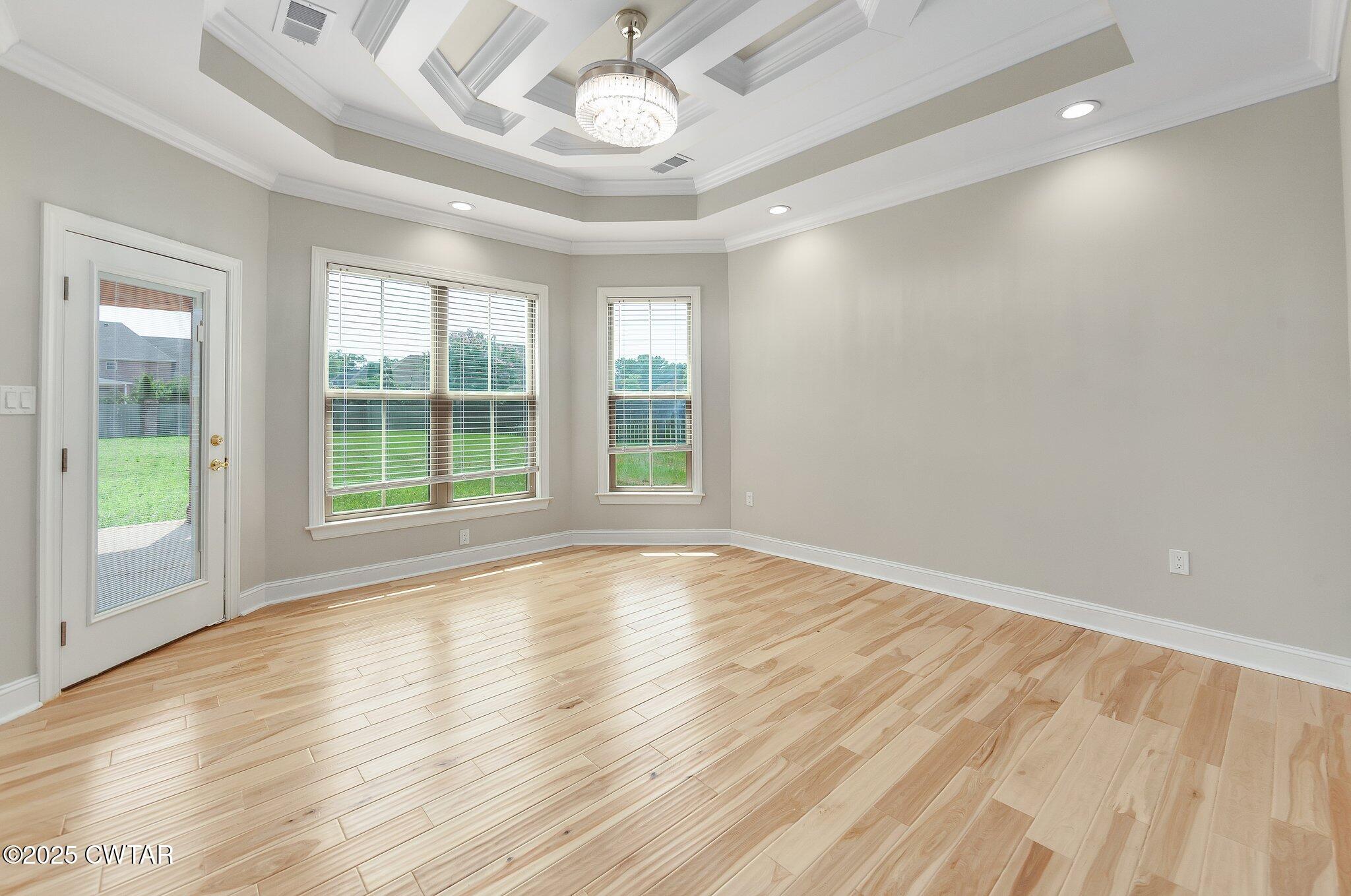 Jackson, Tennessee, 38305, United States, 5 Bedrooms Bedrooms, ,4 BathroomsBathrooms,Residential,For Sale,1868801