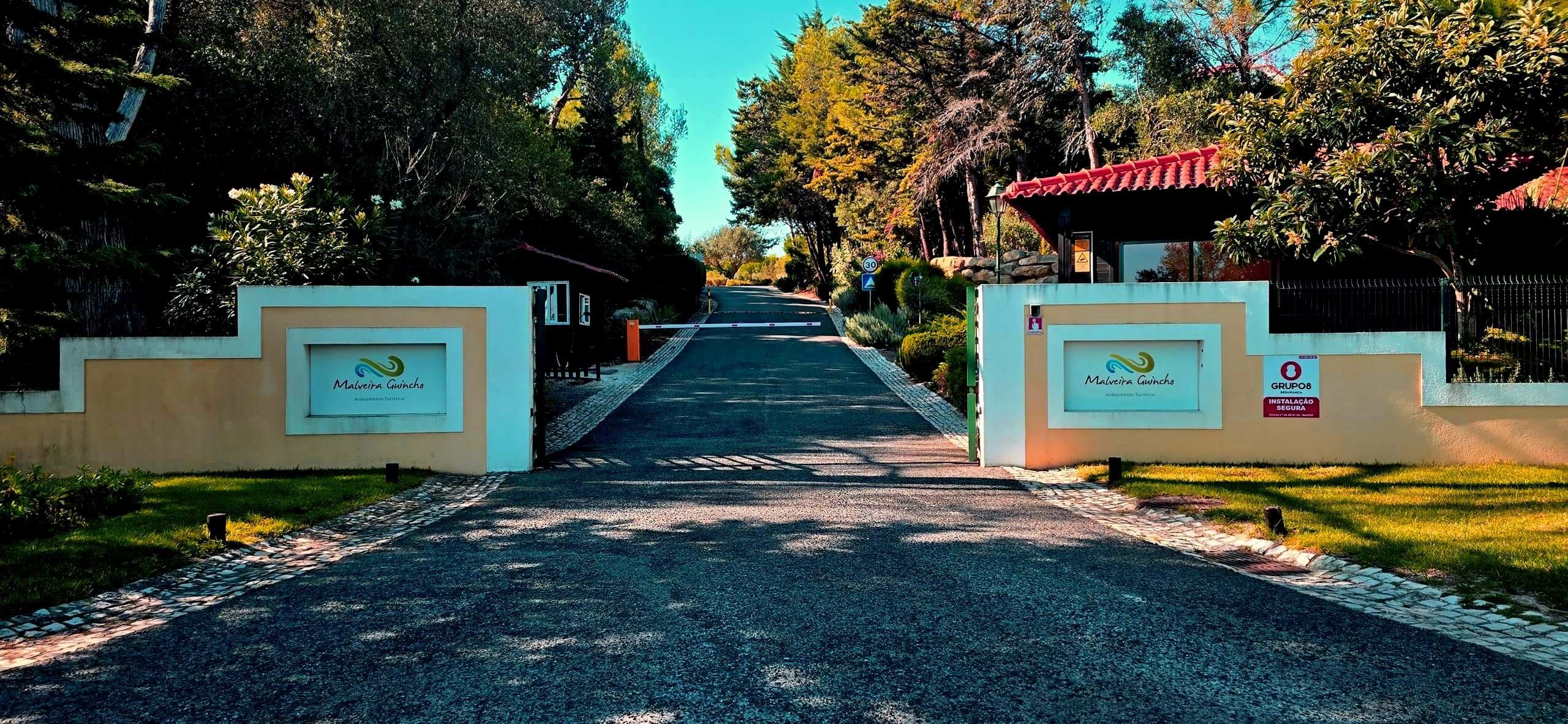 Cascais, Lisbon, 2750-642, PT, 4 Bedrooms Bedrooms, ,3 BathroomsBathrooms,Residential,For Sale,1989663