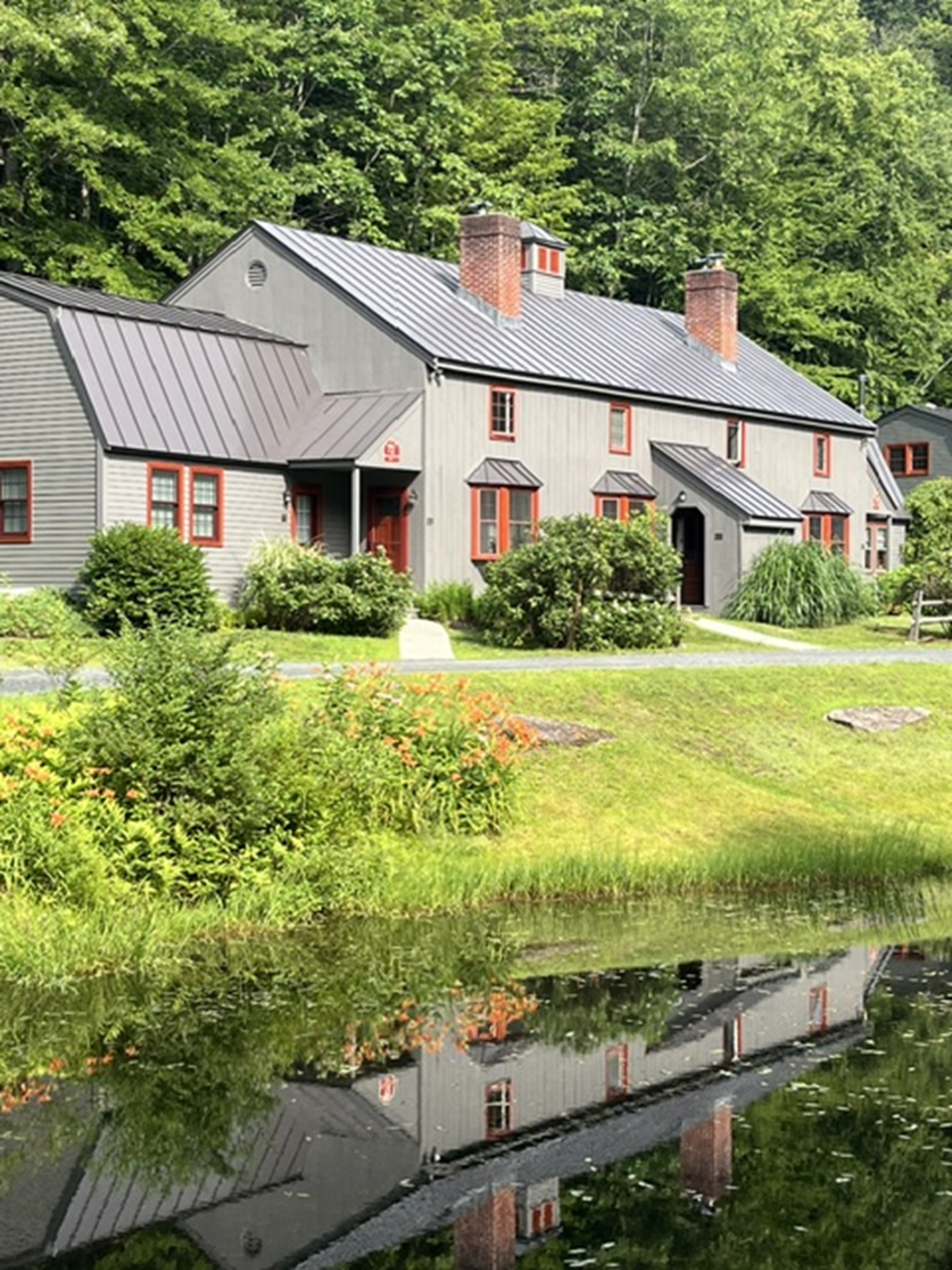  574 Willard Road - 物件實景