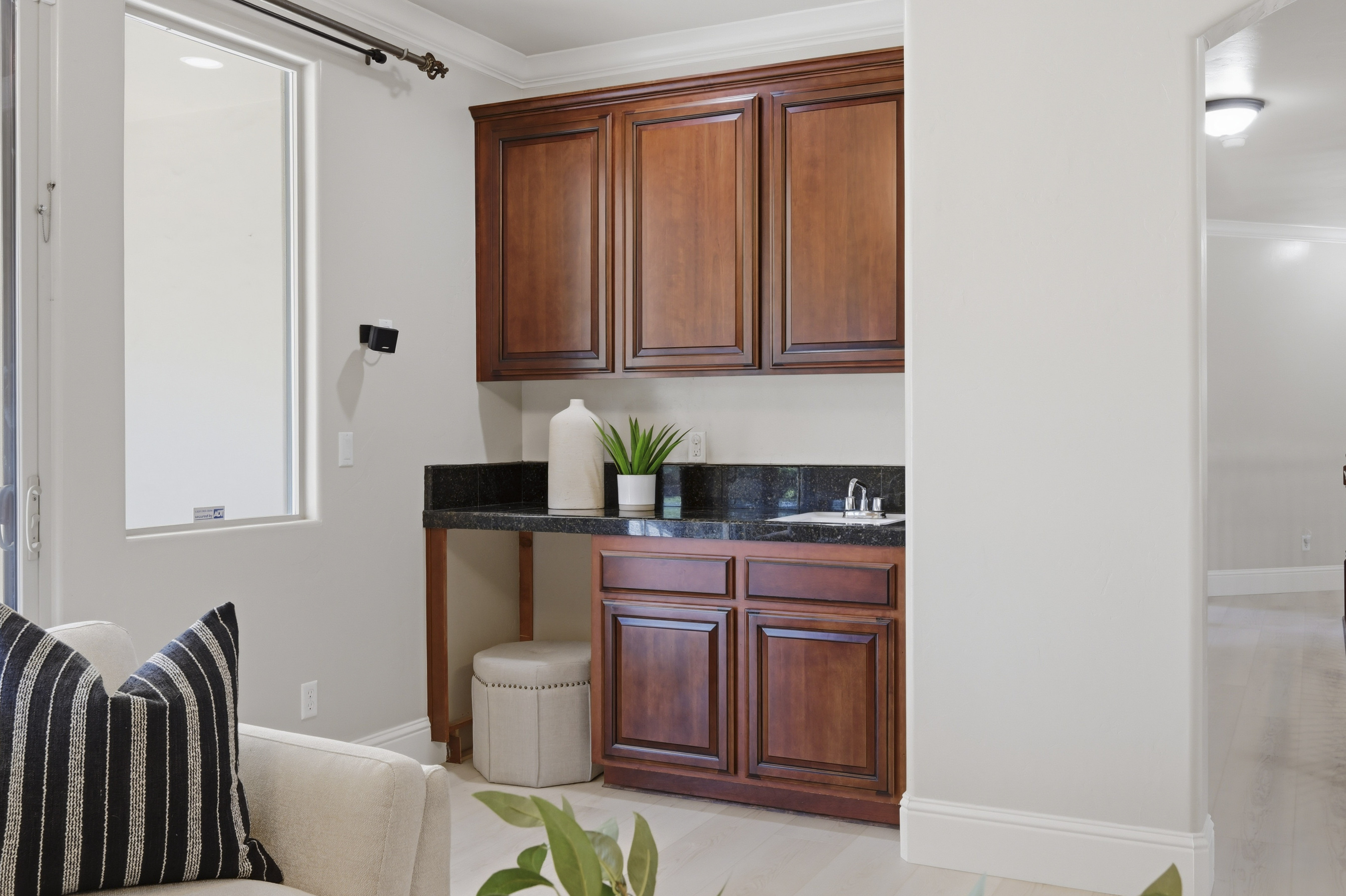  8587 Indianwood Lane, Roseville, CA 95747 - 物件實景