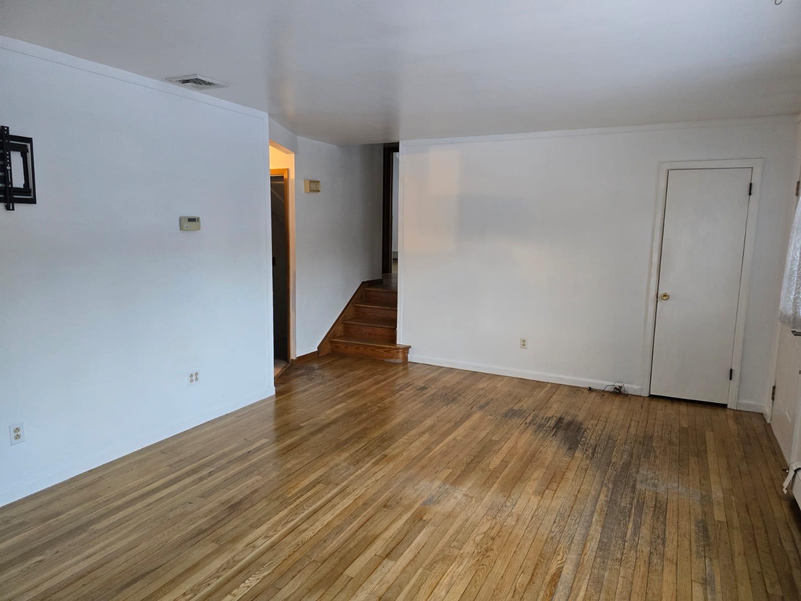 Little Ferry, New Jersey, 07643, United States, 7 Bedrooms Bedrooms, ,2 BathroomsBathrooms,Residential,For Sale,2006023