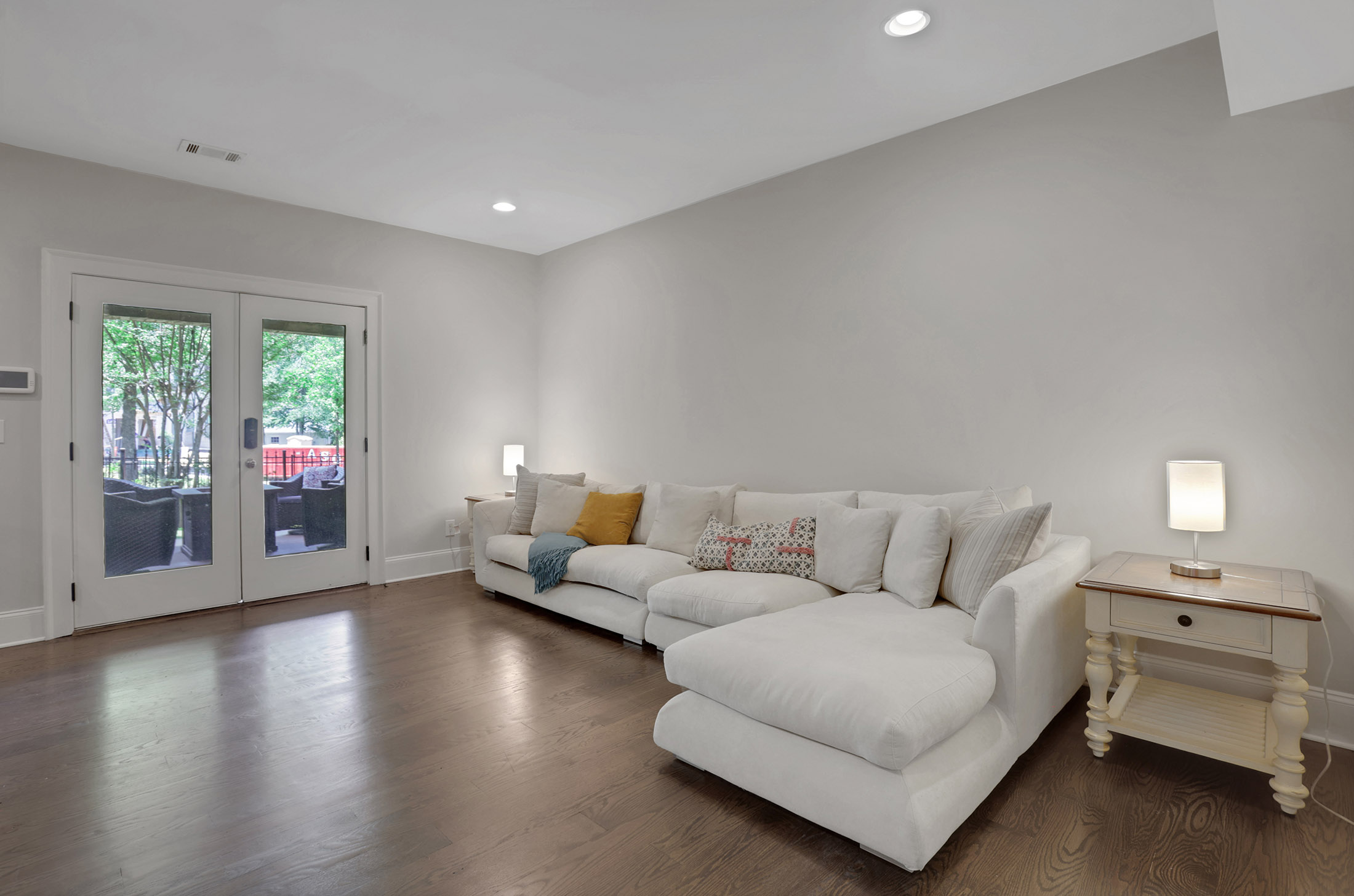  Sophisticated Brick Residence in Coveted Brookhaven Location - 物件實景