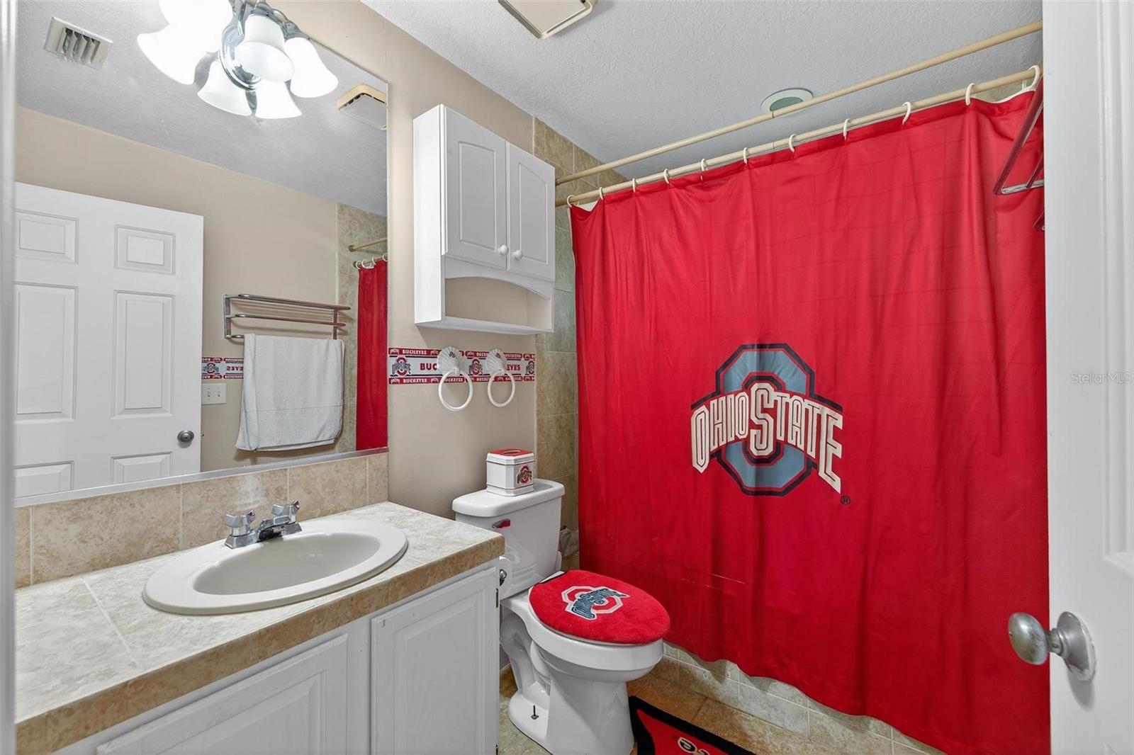 ORLANDO, Florida, 32819, United States, 4 Bedrooms Bedrooms, ,3 BathroomsBathrooms,Residential,For Sale,1921033