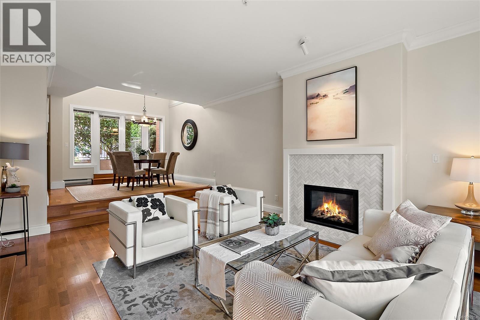 VICTORIA, British Columbia, V9A 7M5, CA, 4 Bedrooms Bedrooms, ,4 BathroomsBathrooms,Residential,For Sale,1947216