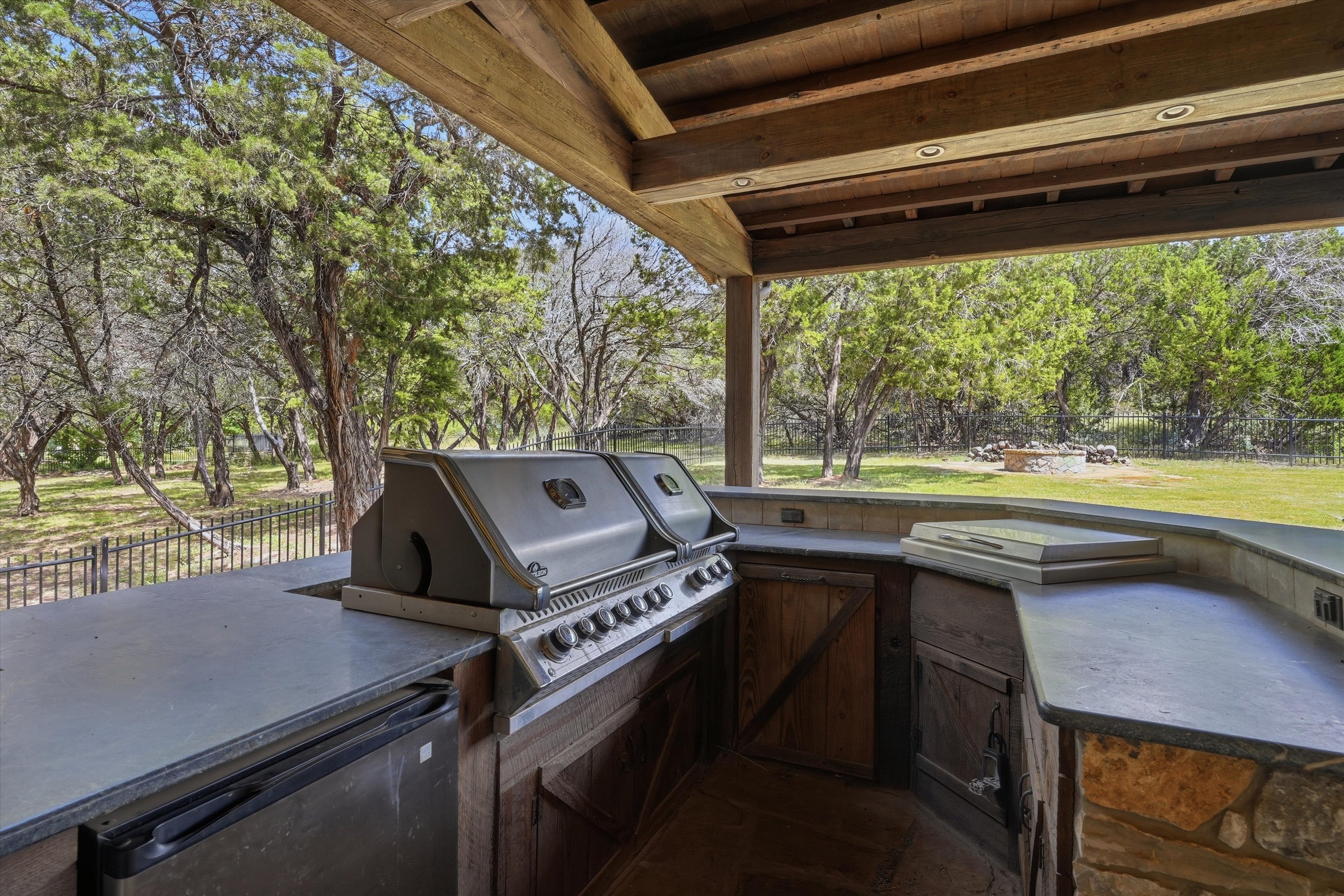  1046 Grandview Drive, Graford, TX, 76449 - 物件實景