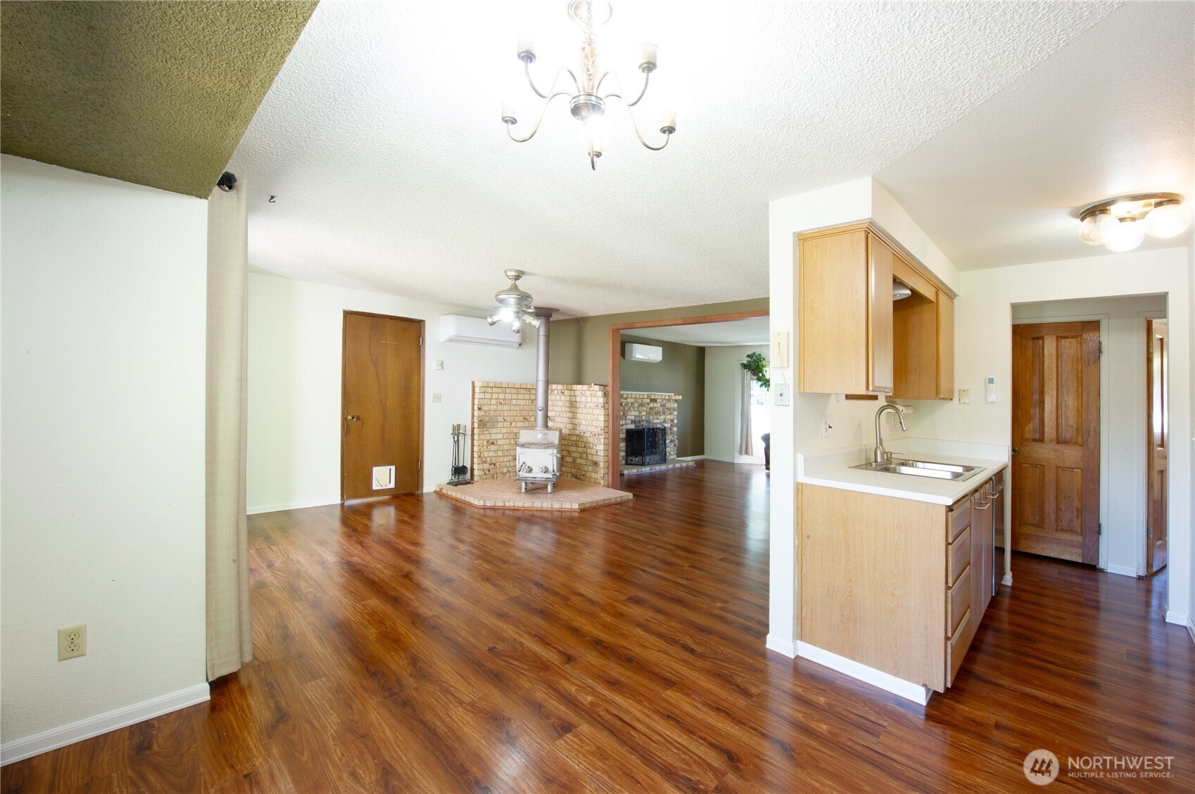 Arlington, Washington, 98223, United States, 3 Bedrooms Bedrooms, ,2 BathroomsBathrooms,Residential,For Sale,1910609